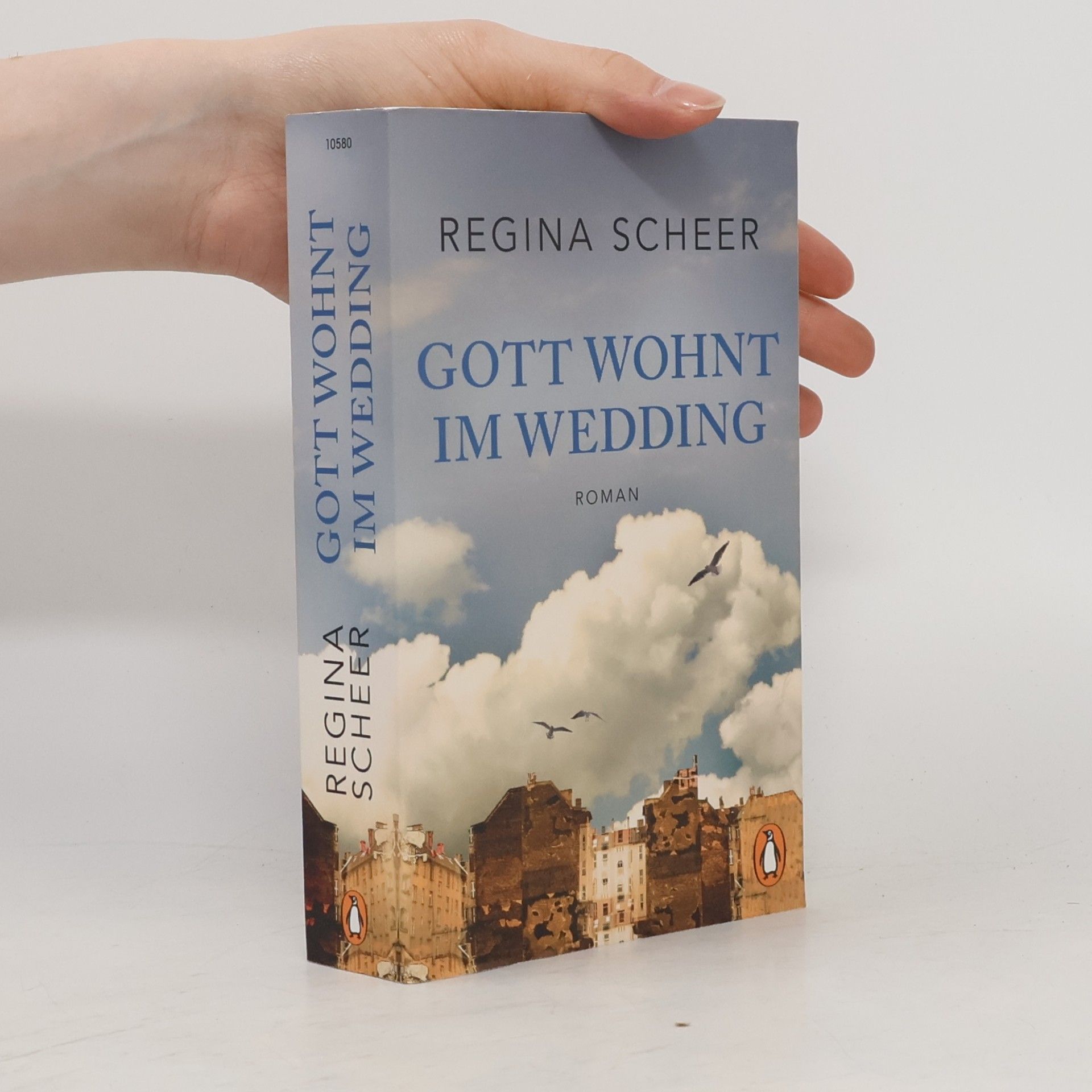 Regina Scheer Gott Wohnt Im Wedding