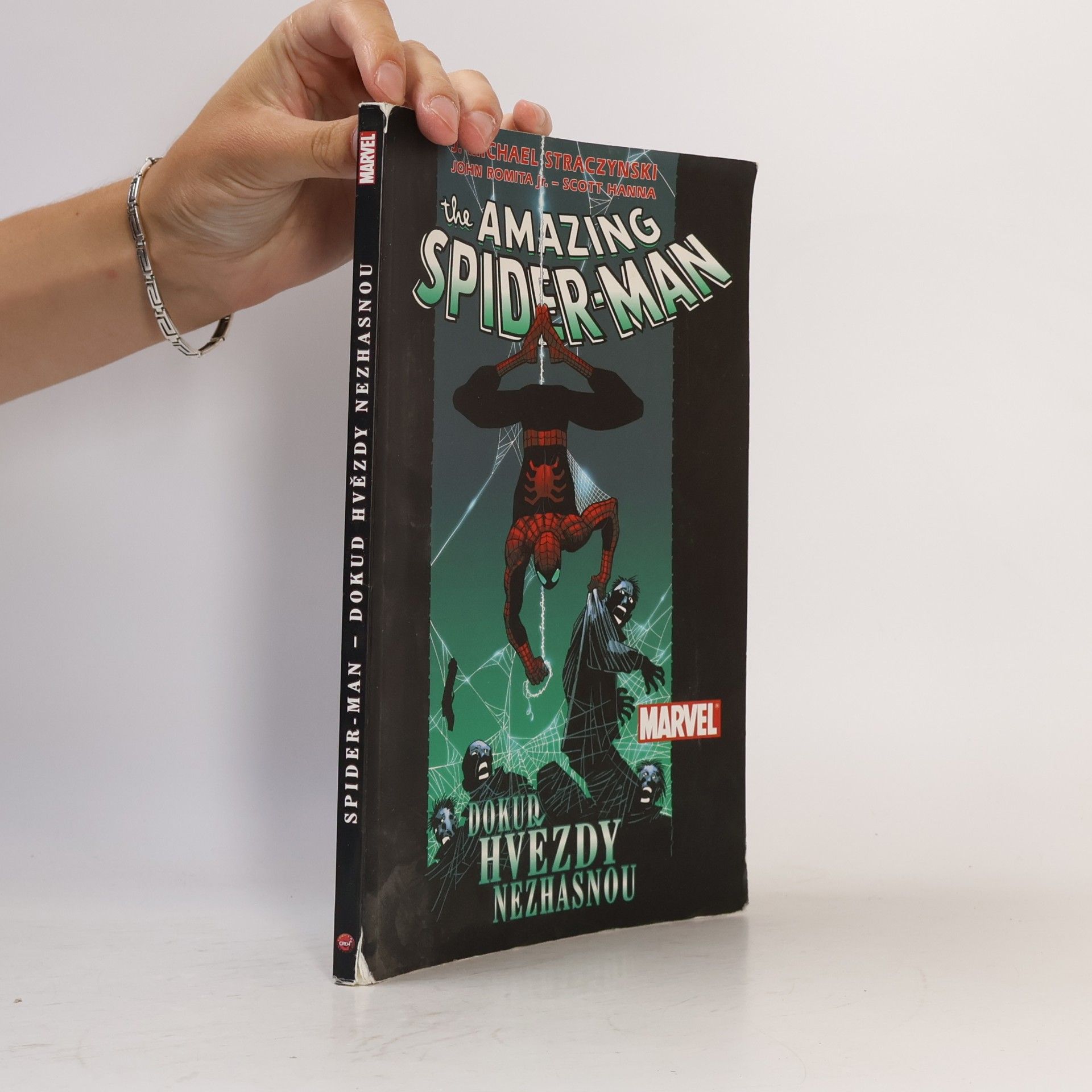 J. Michael Straczynski Dokud hvězdy nezhasnou. Amazing Spider-Man. 3. díl