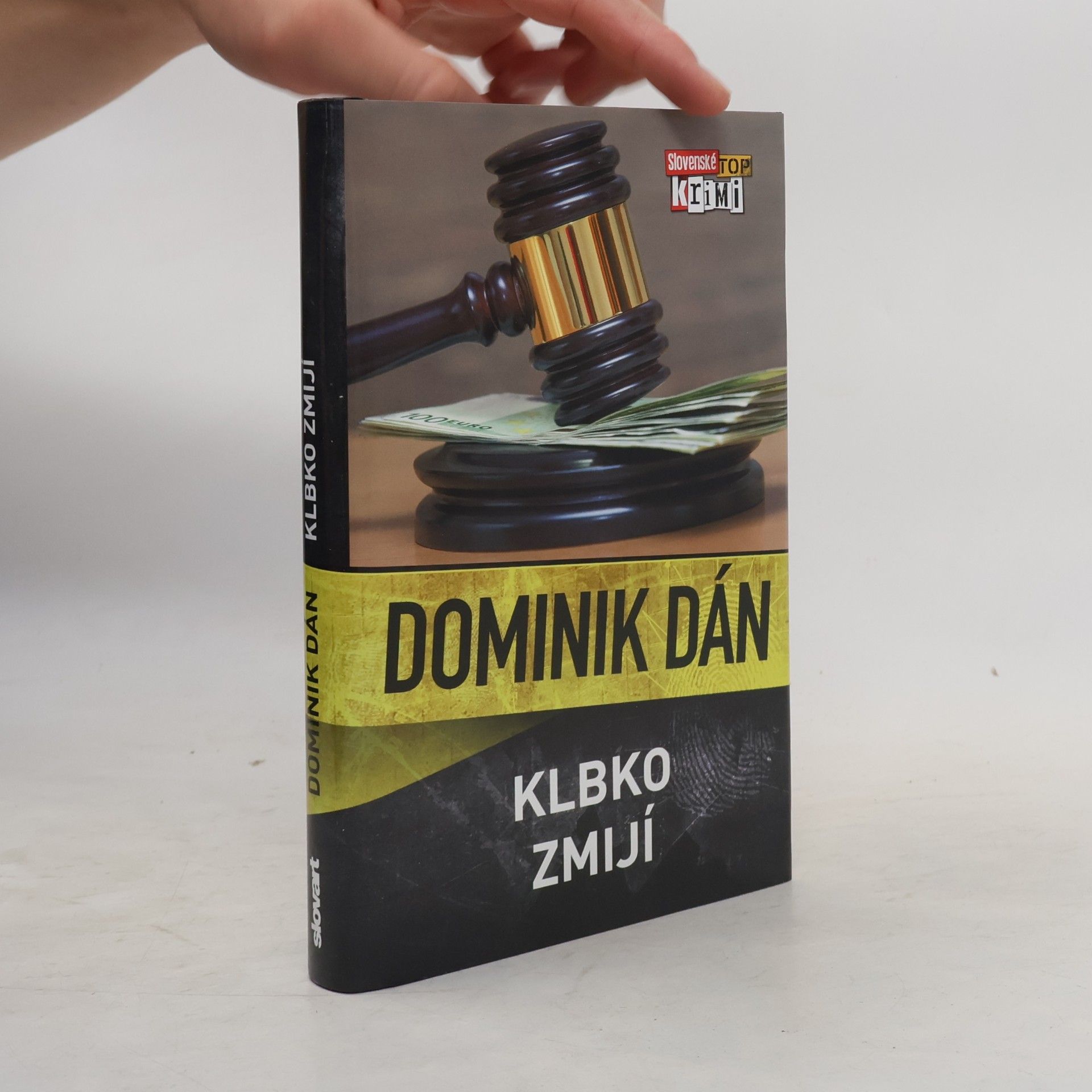 Dominik Dán Klbko zmijí