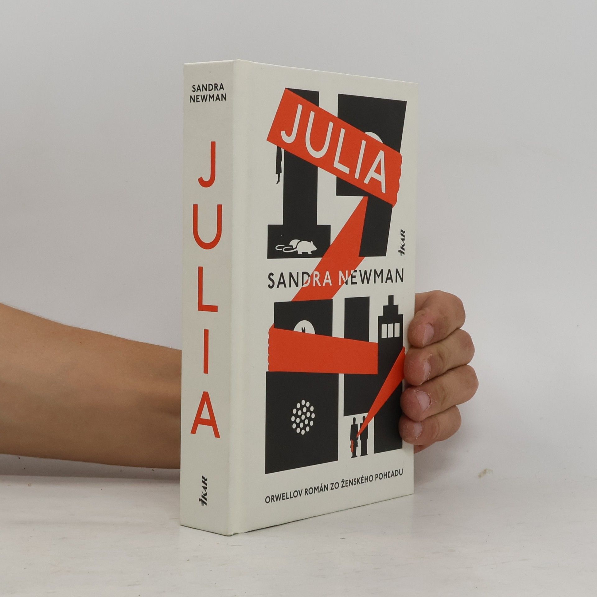 Sandra Newman Julia