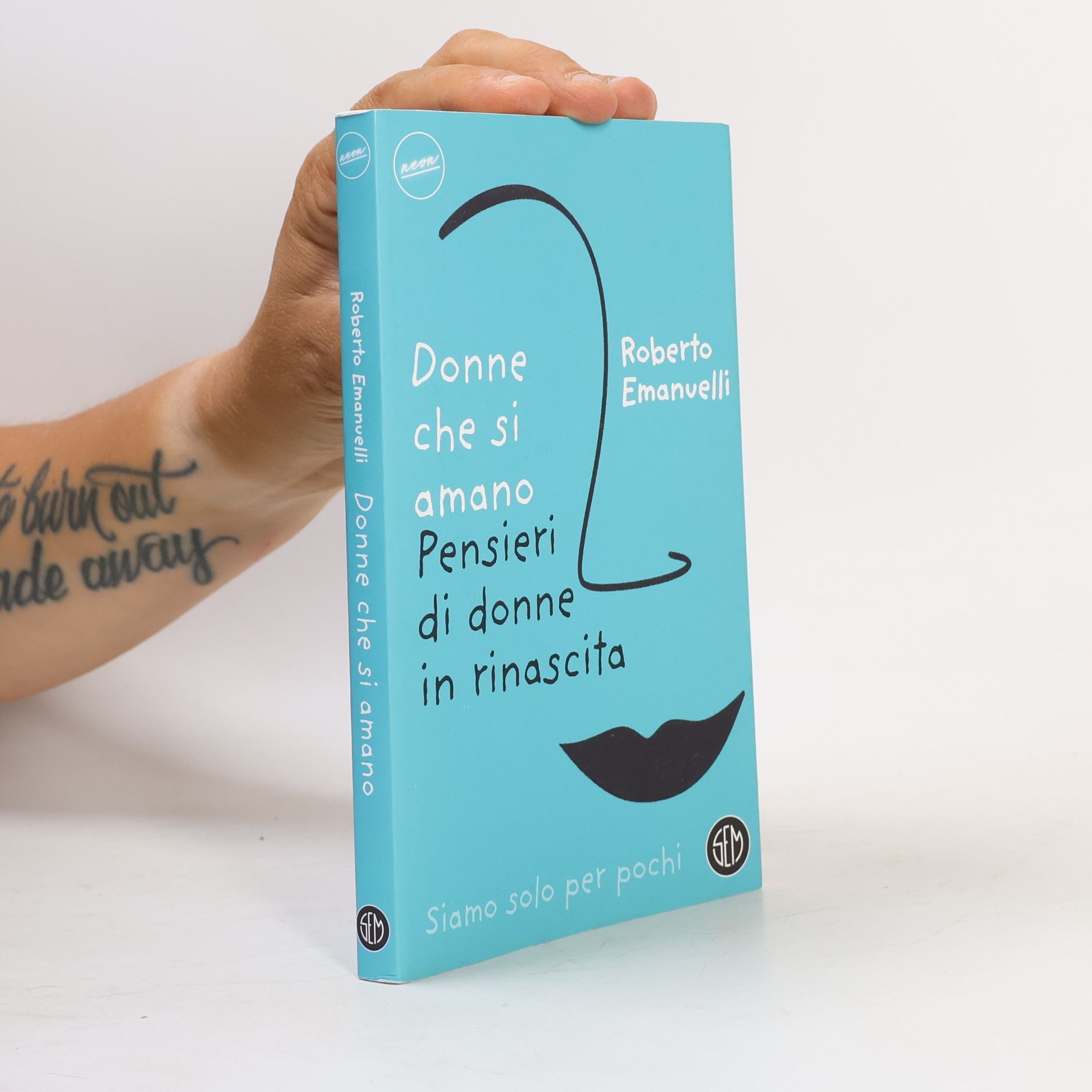 Roberto Emanuelli Donne che si amano. Pensieri di donne in rinascita