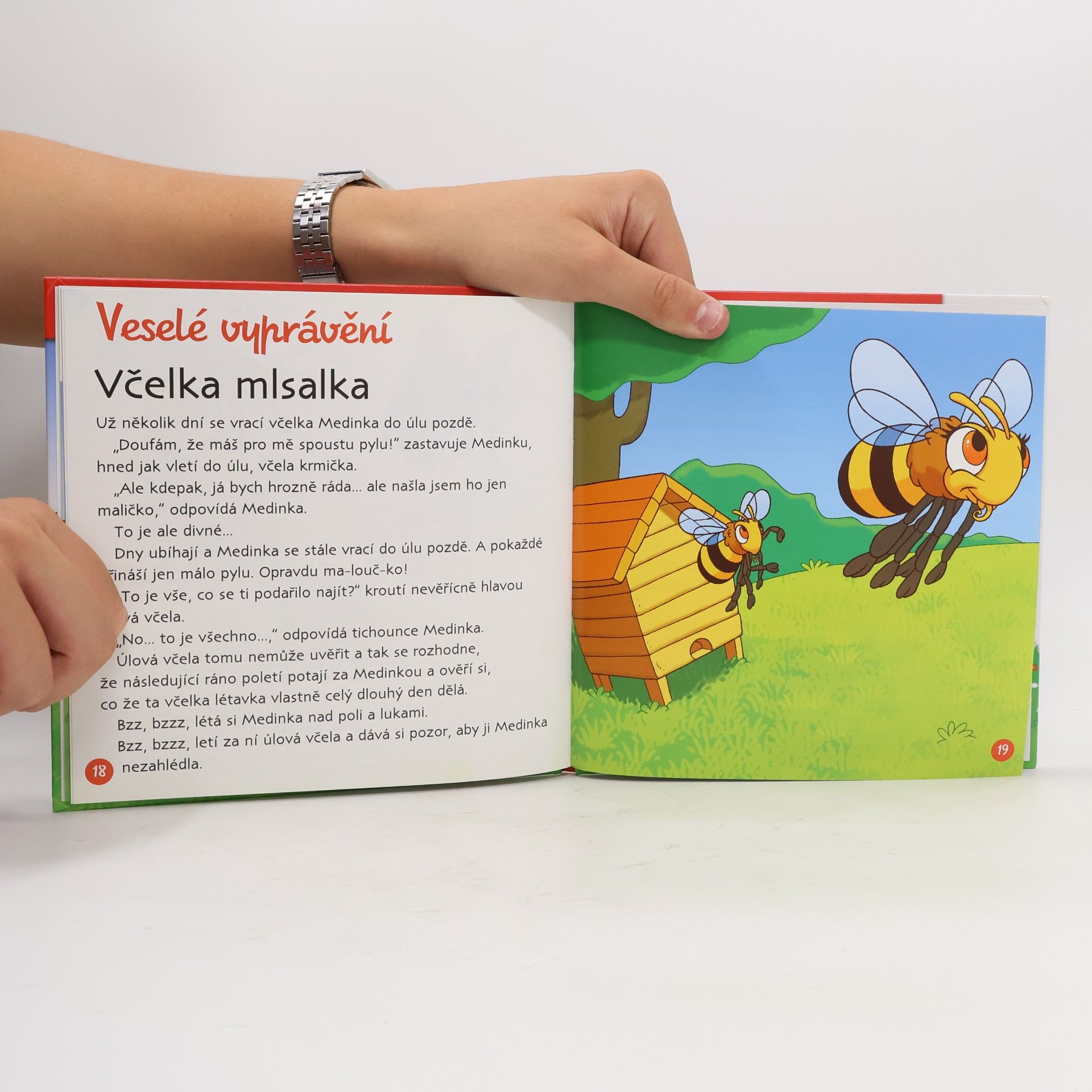 Autorenkollektiv Na polích a lukách 32. Včely a med