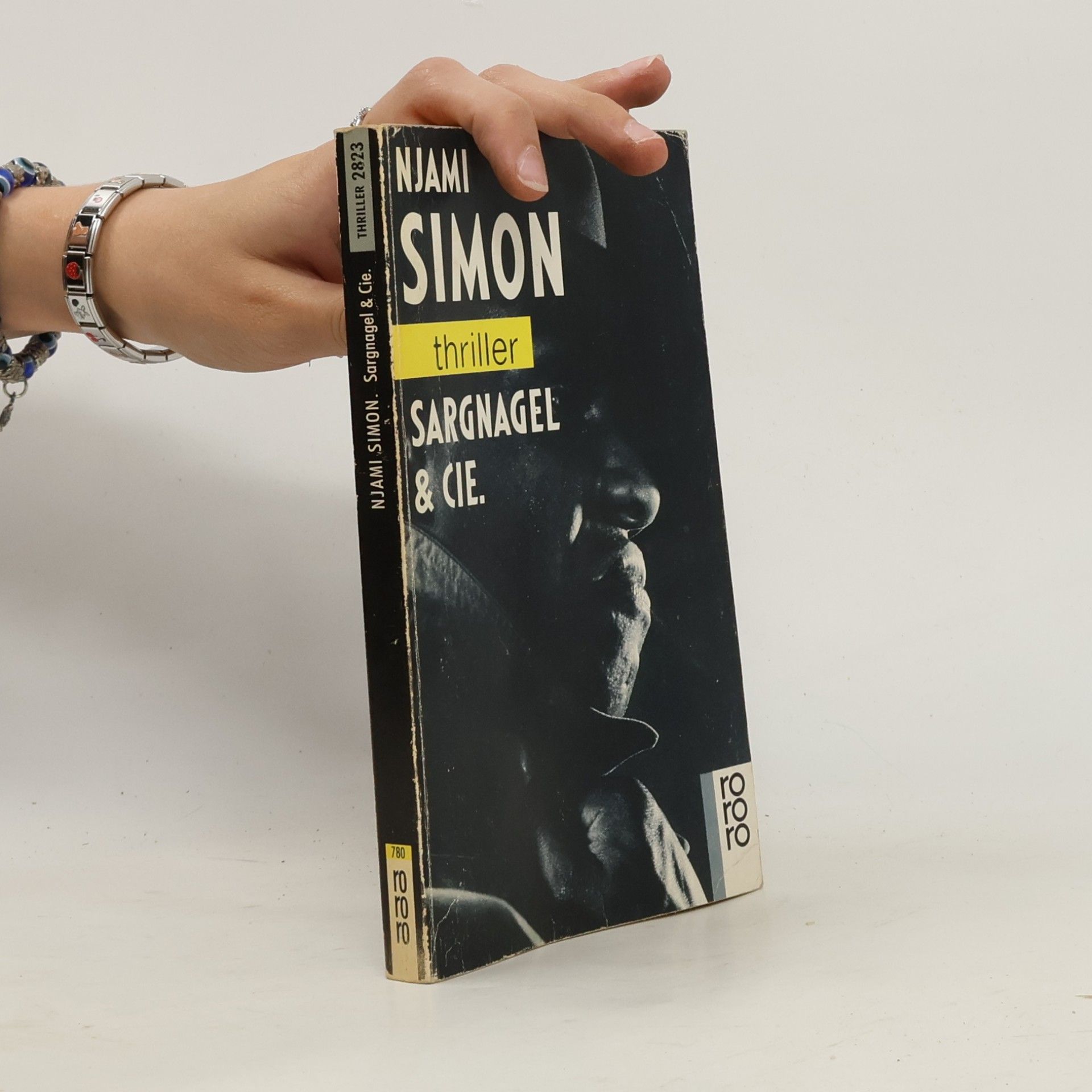 Simon Njami rororo Thriller - 2823: Sargnagel & Cie