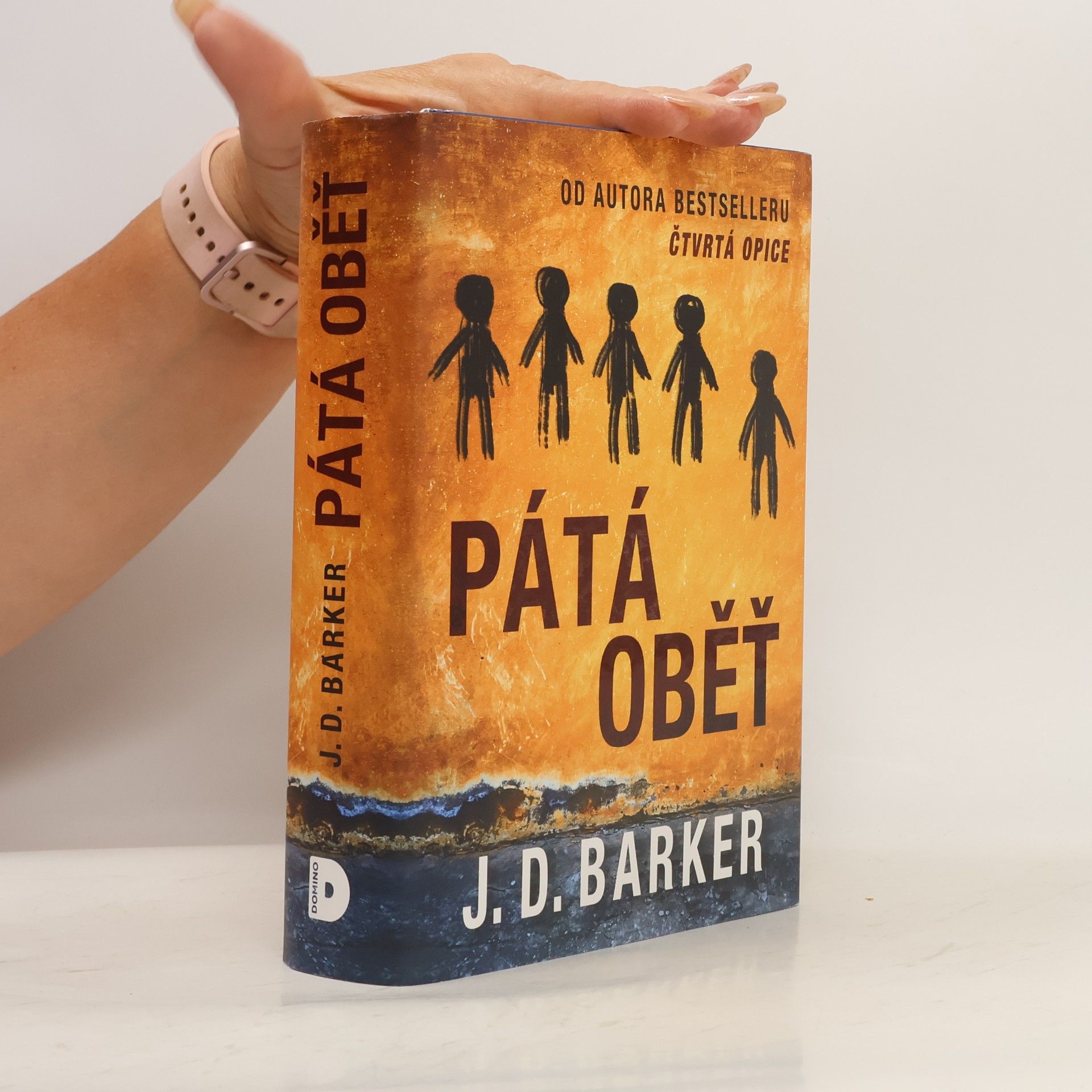 J. D. Barker Pátá oběť