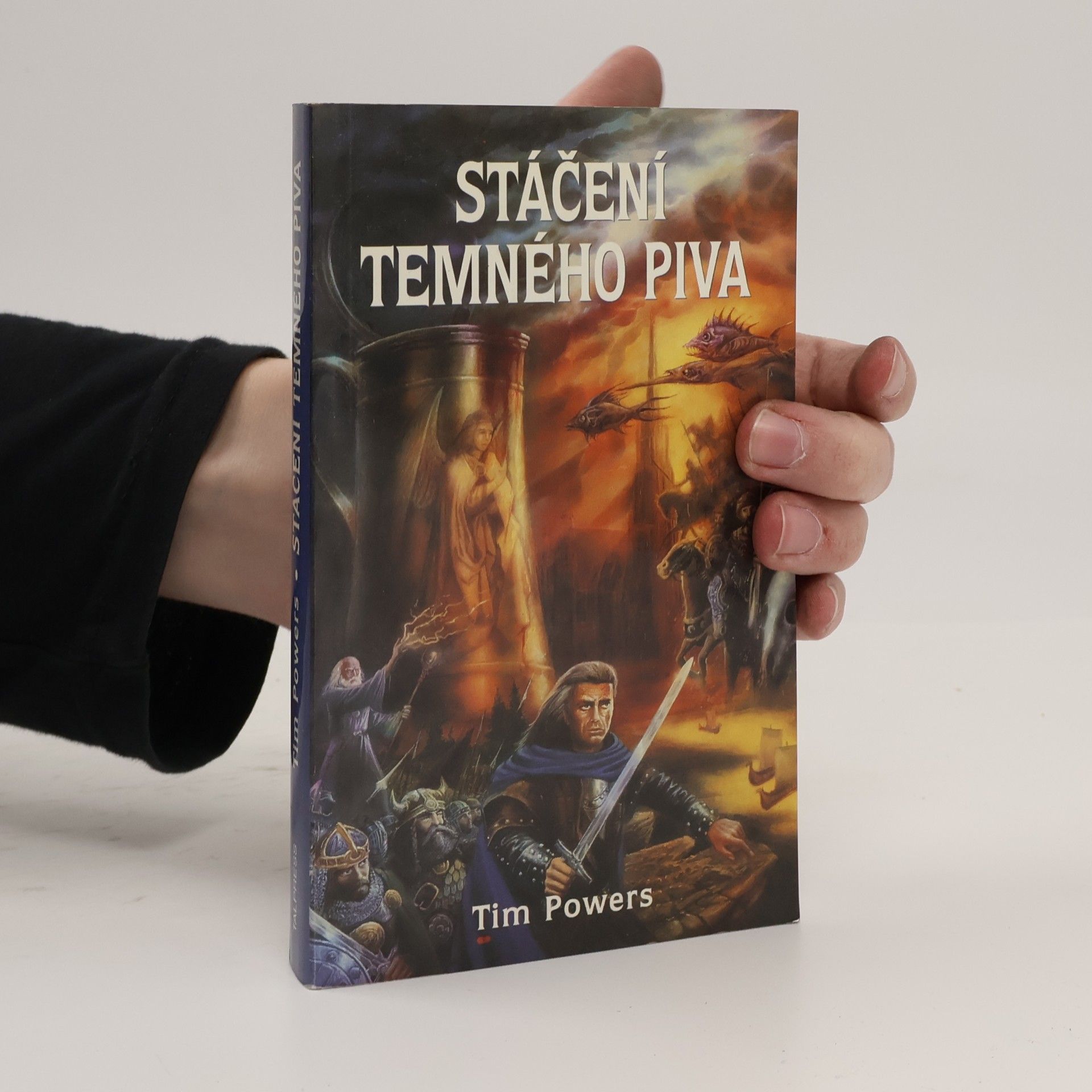Tim Powers Stáčení temného piva