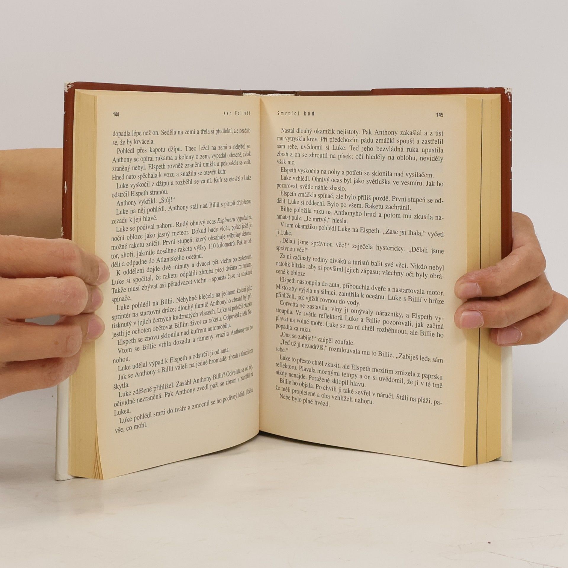 Ken Follett Nejlepší světové čtení. Anděl zkázy, Střepy, Podivuhodné pouto, Smrtící kód
