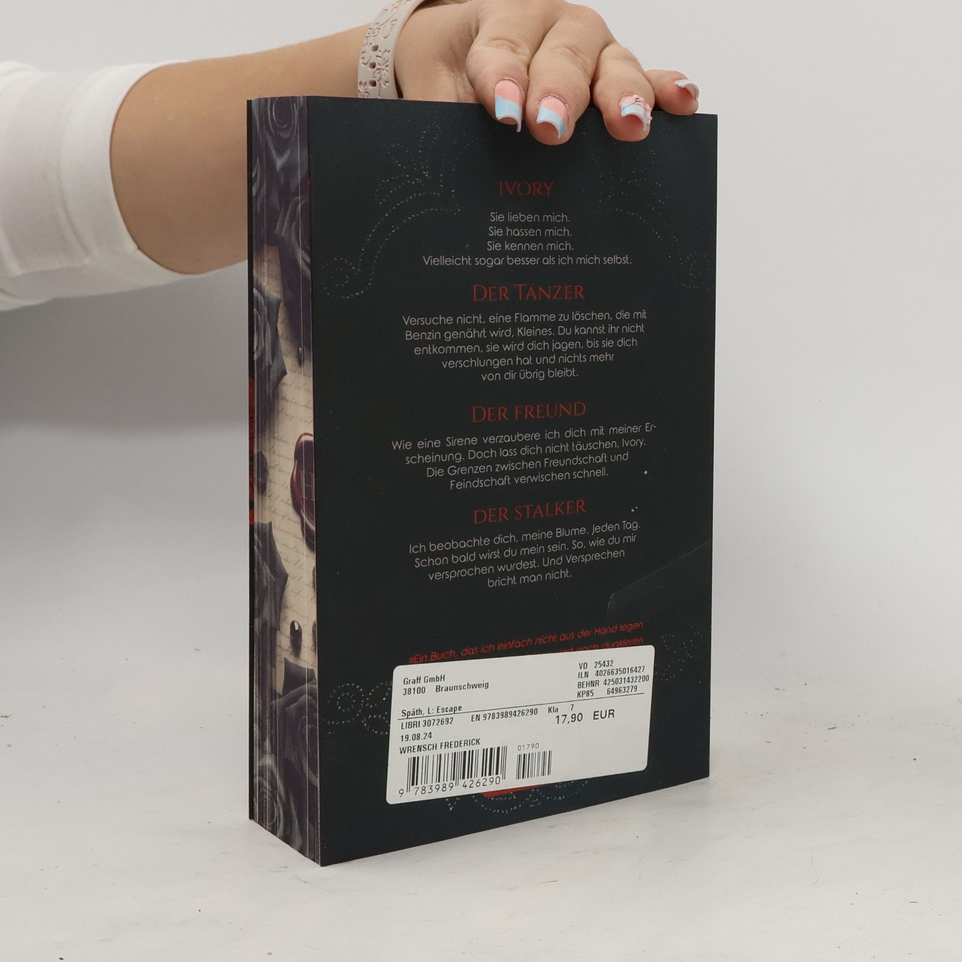 Lara Späth Escape