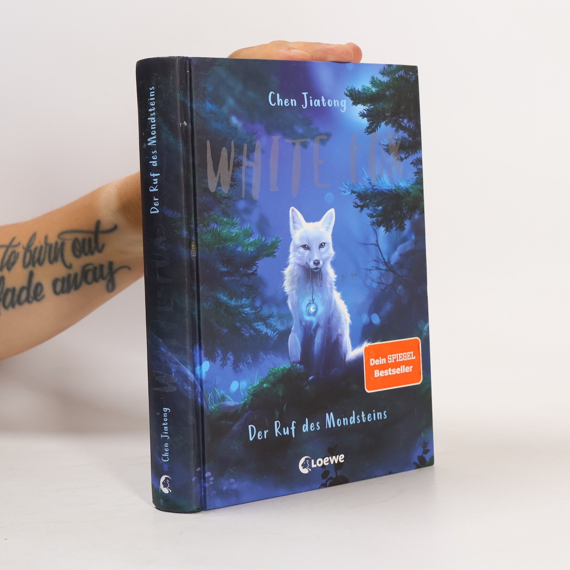 Jiatong Chen White fox. Der Ruf des Mondsteins