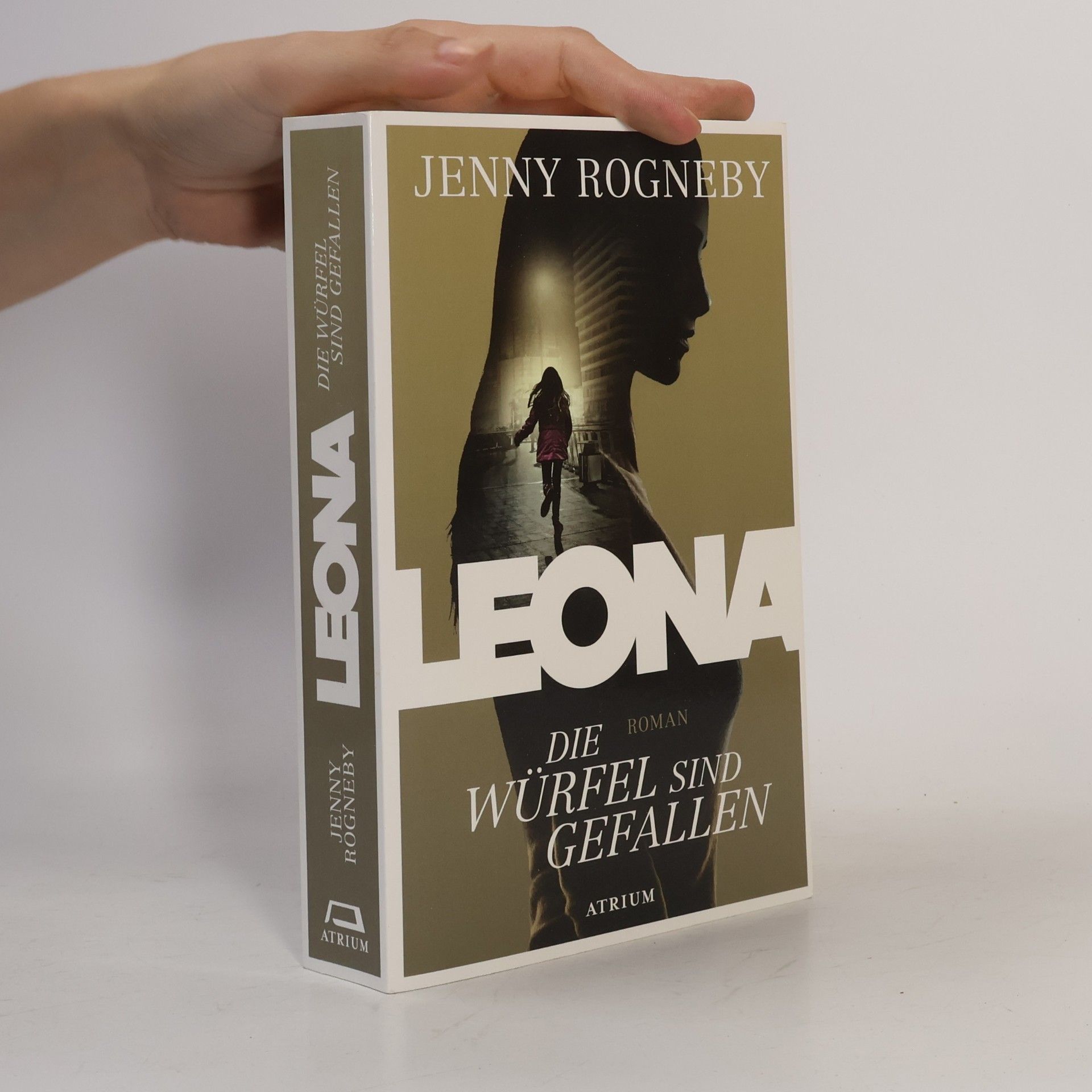 Jenny Rogneby Leona