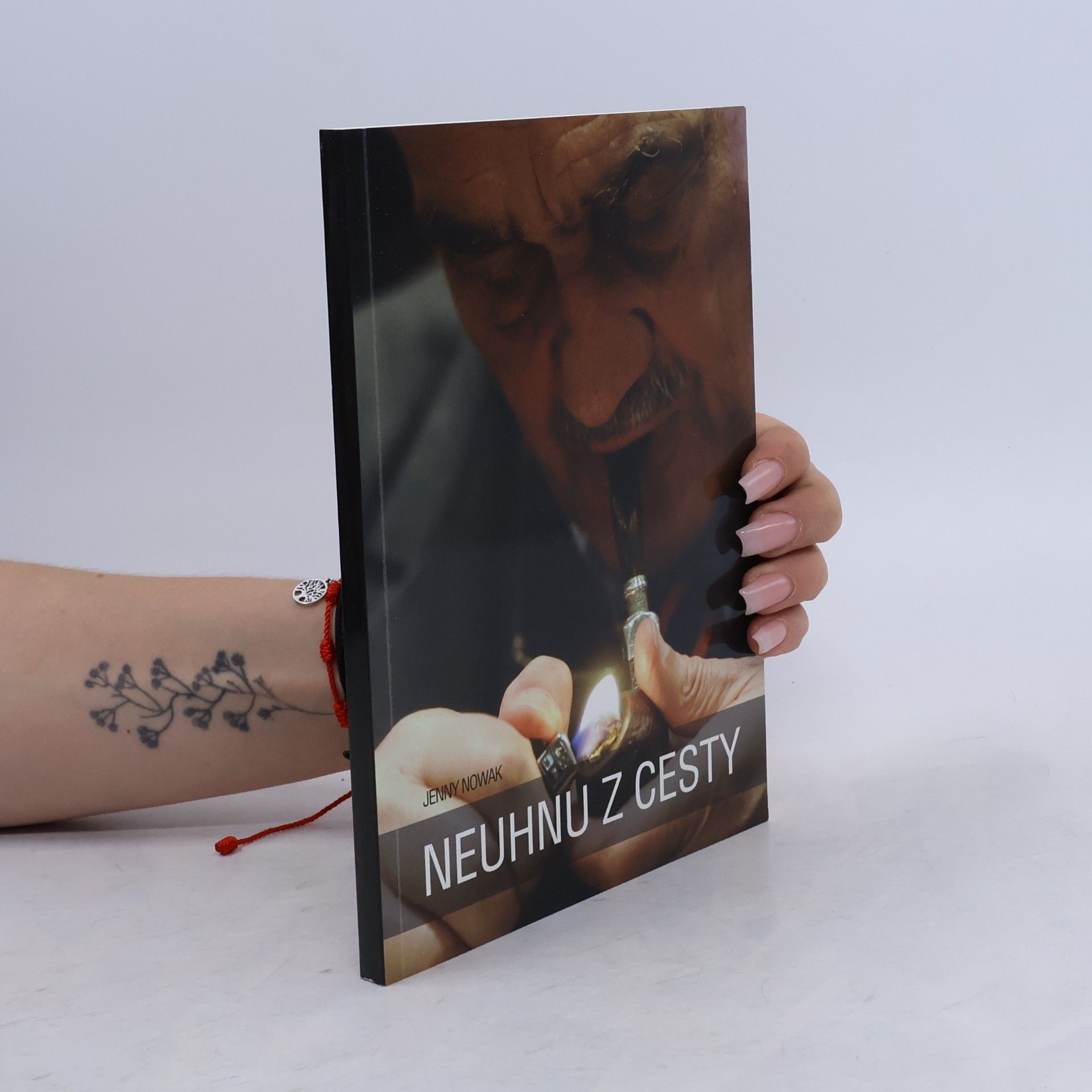 Jenny Nowak Neuhnu z cesty