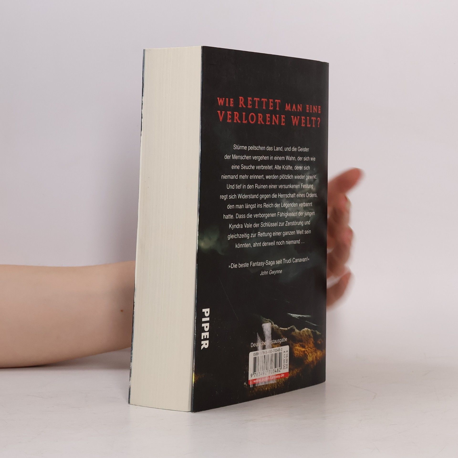 Lucy Hounsom Naris: Die Legenden von Mond und Sonne 1