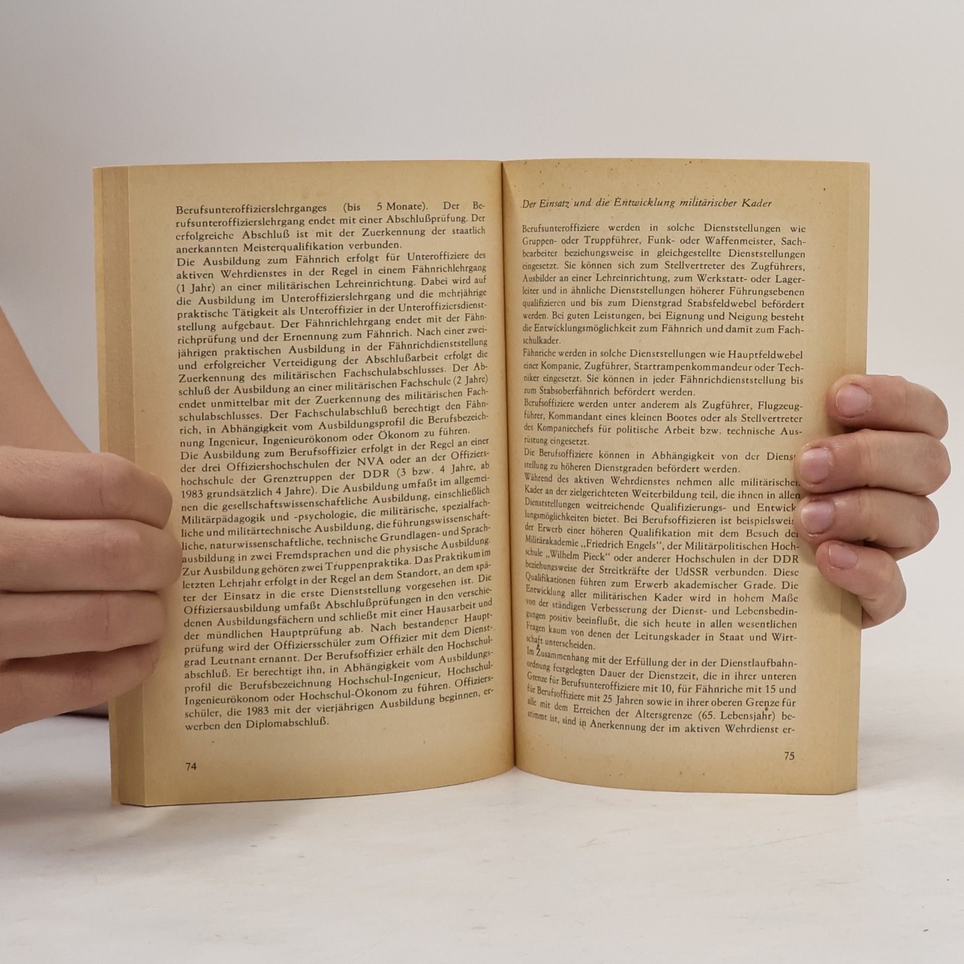 Various authors Wegweiser zur Berufswahl