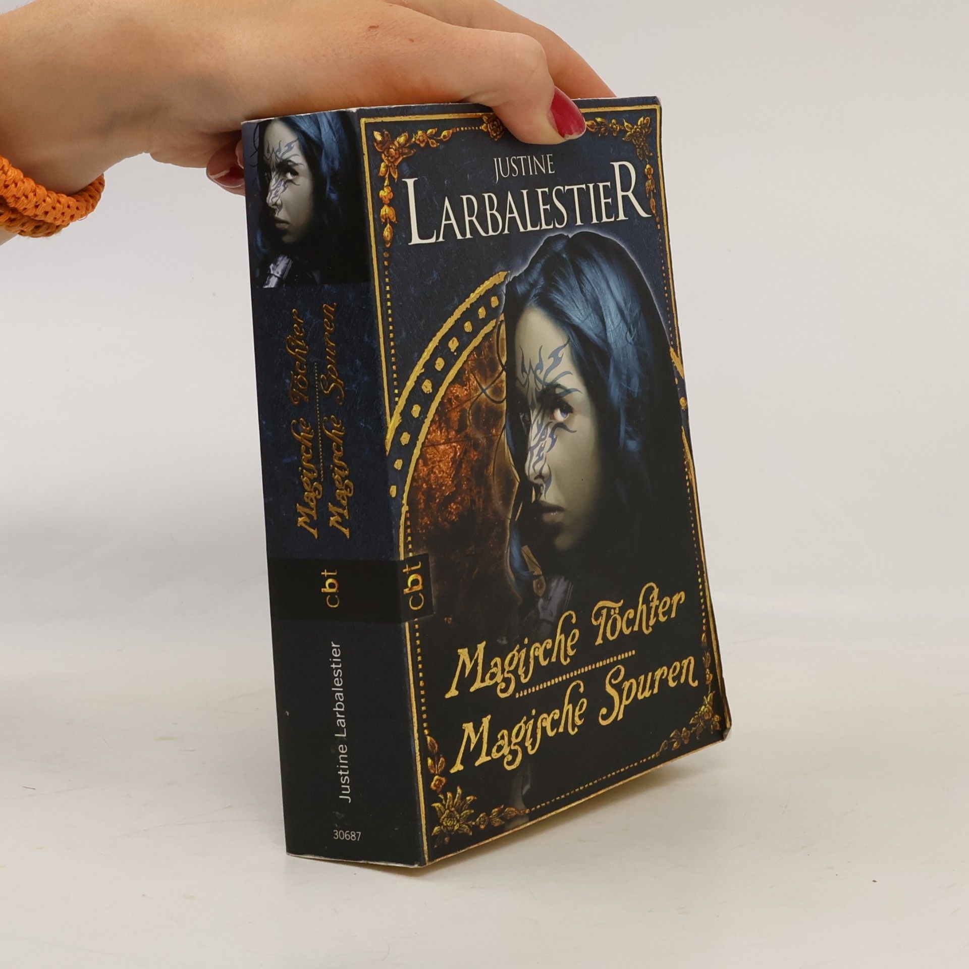 Justine Larbalestier Magische Töchter - Magische Spuren. Doppelband