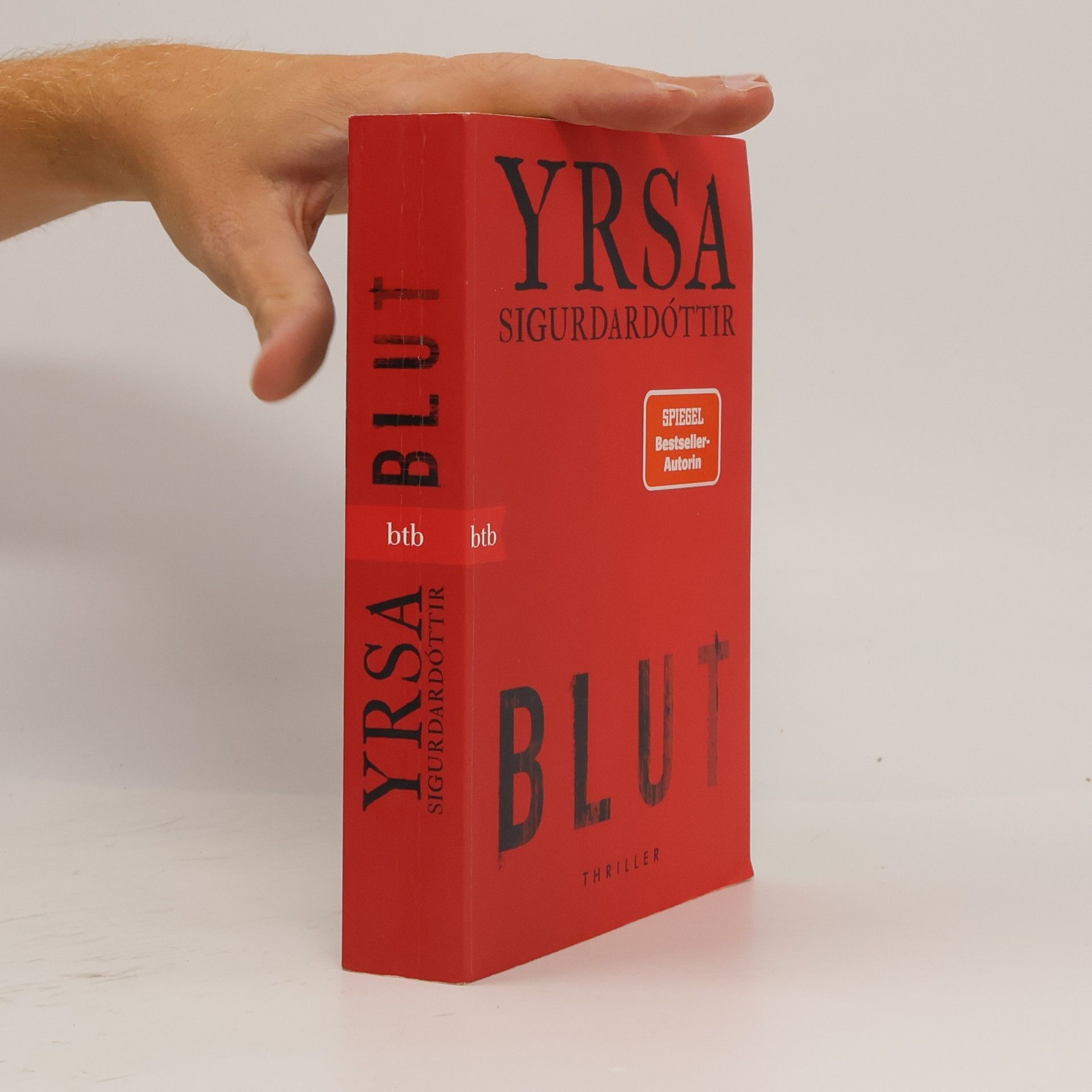 Yrsa Sigurðardóttir Blut