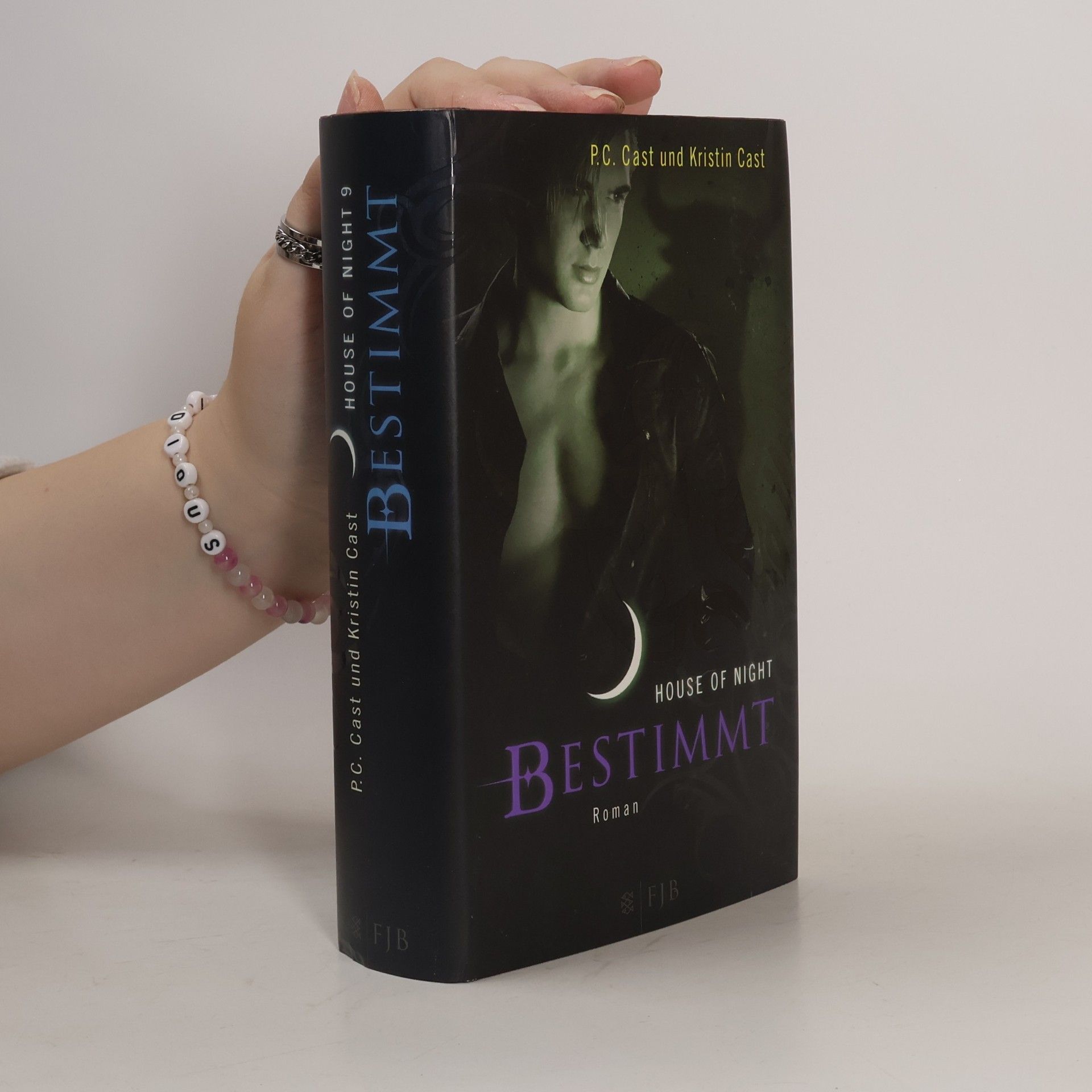 Phyllis Christine Cast House of Night. Bestimmt
