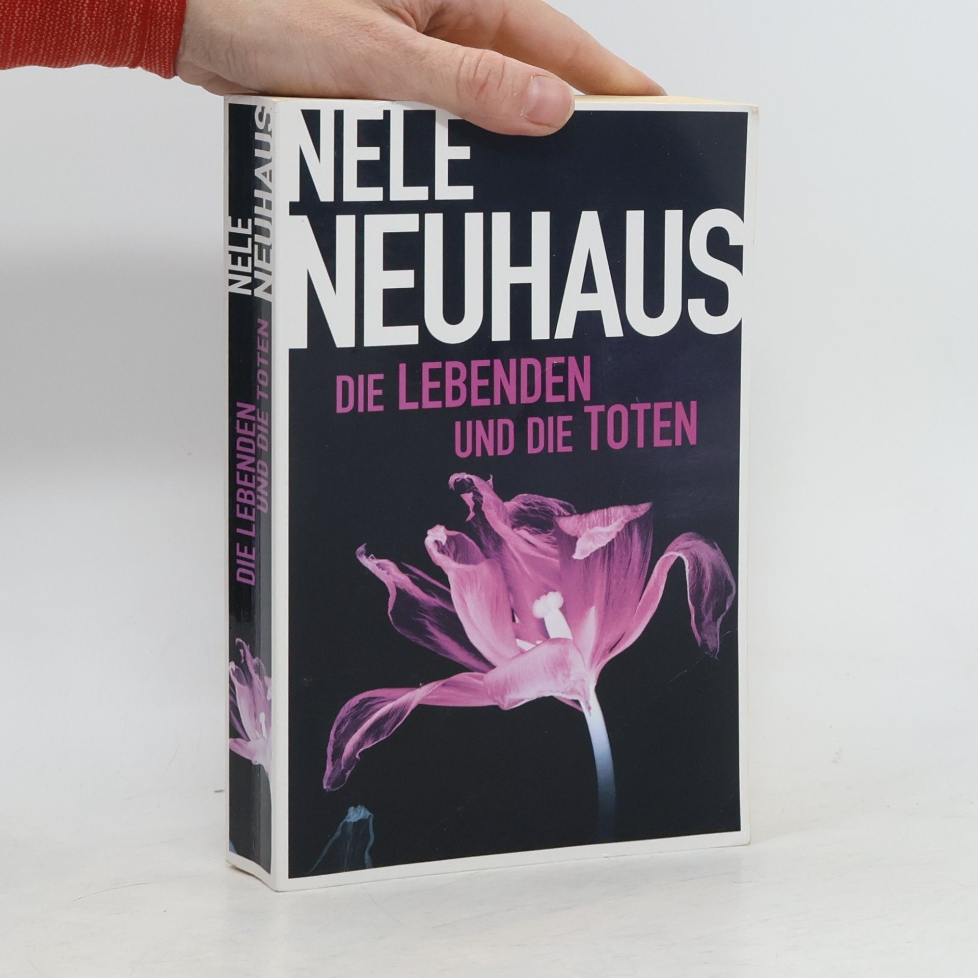 Nele Neuhaus Die Lebenden und die Toten