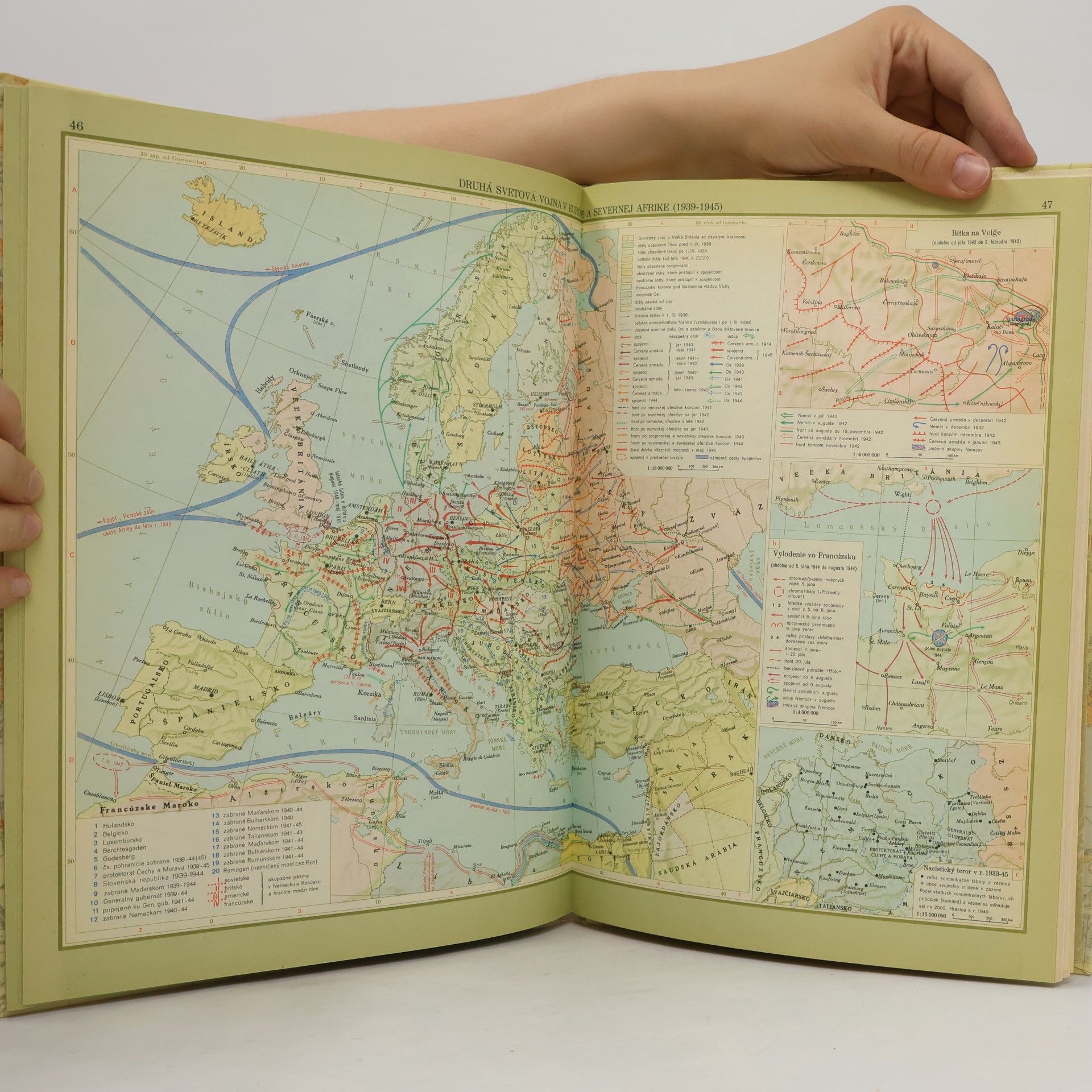 Autorenkollektiv Školský atlas svetových dejín
