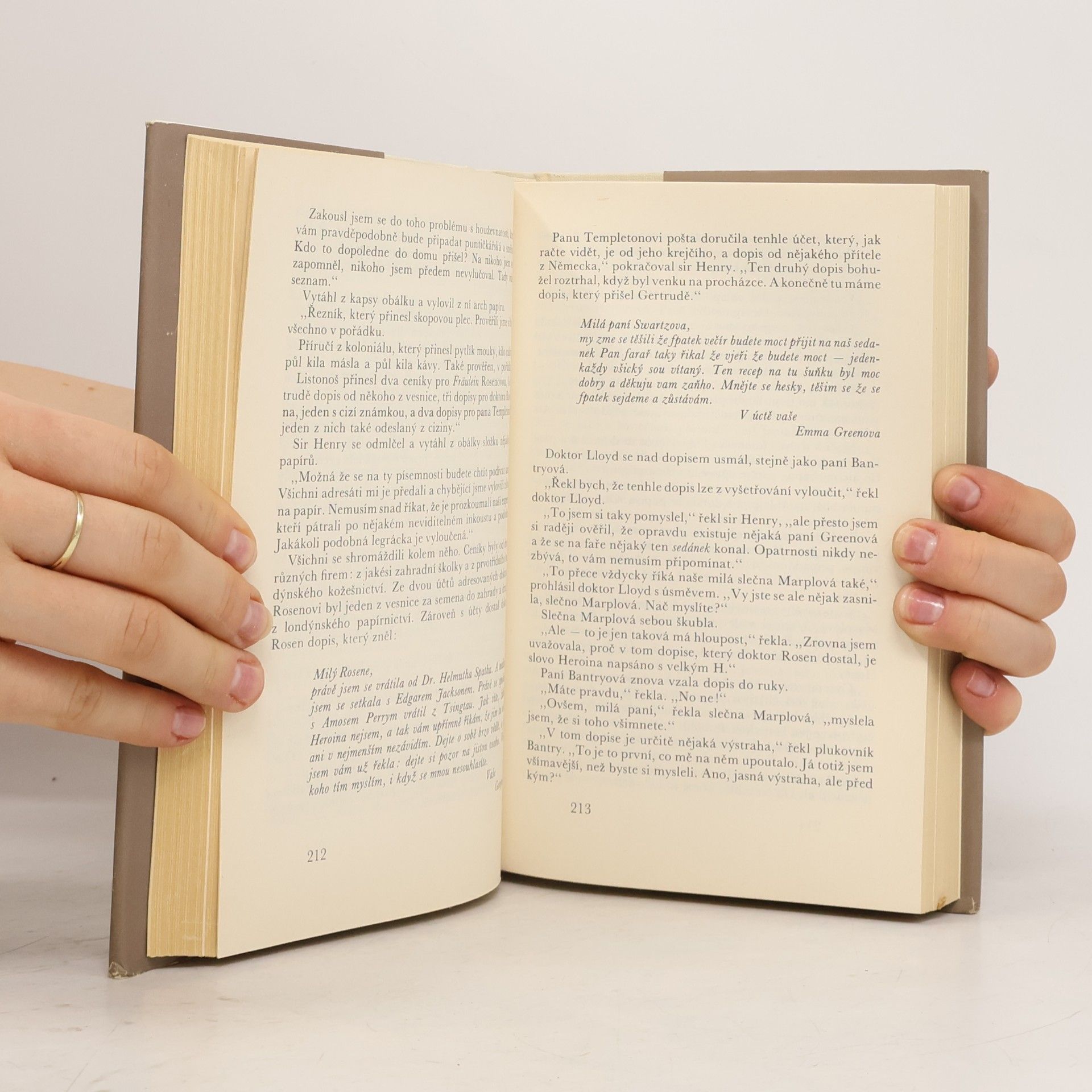 Agatha Christie Muž v mlze