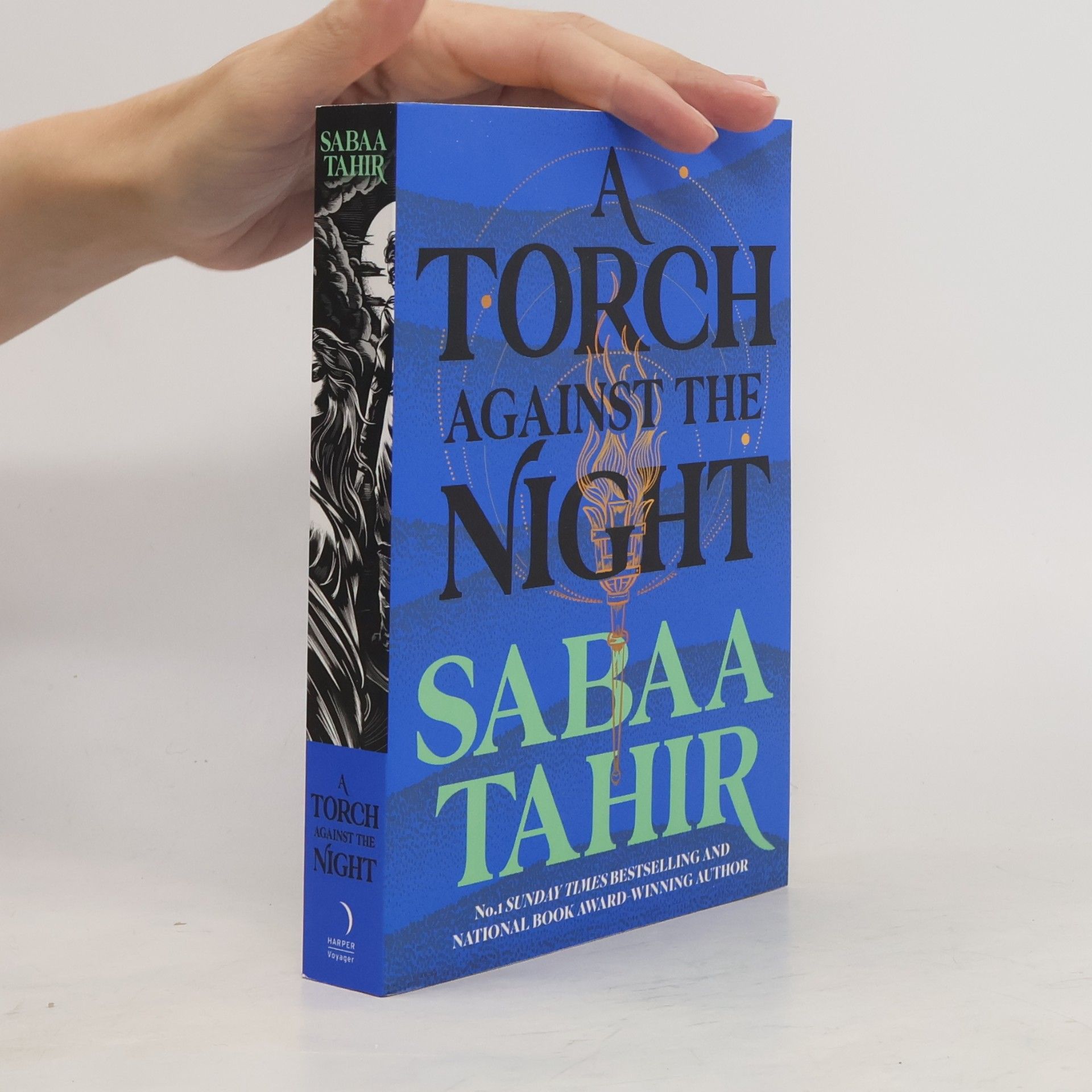 Sabaa Tahir A Torch Against the Night