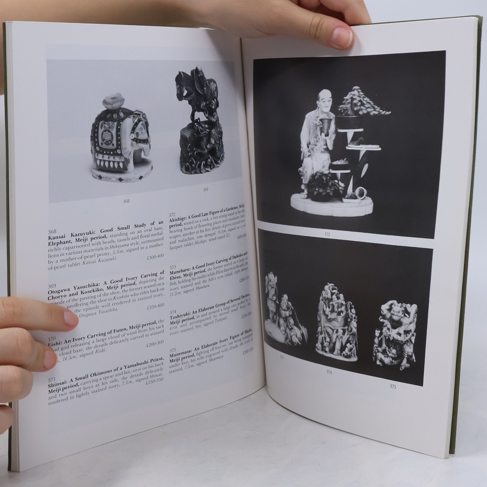 Various authors Fine Japanese Porcelain, Prints and Paintings, Works of Art, Netsuke and Swords