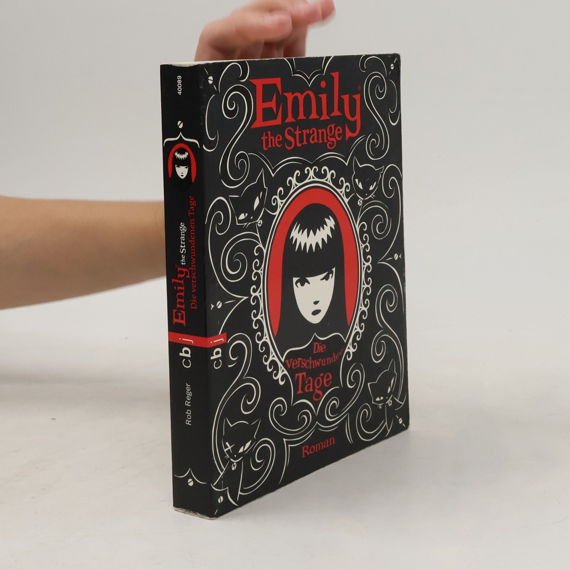 Robert Reger Emily the Strange 1