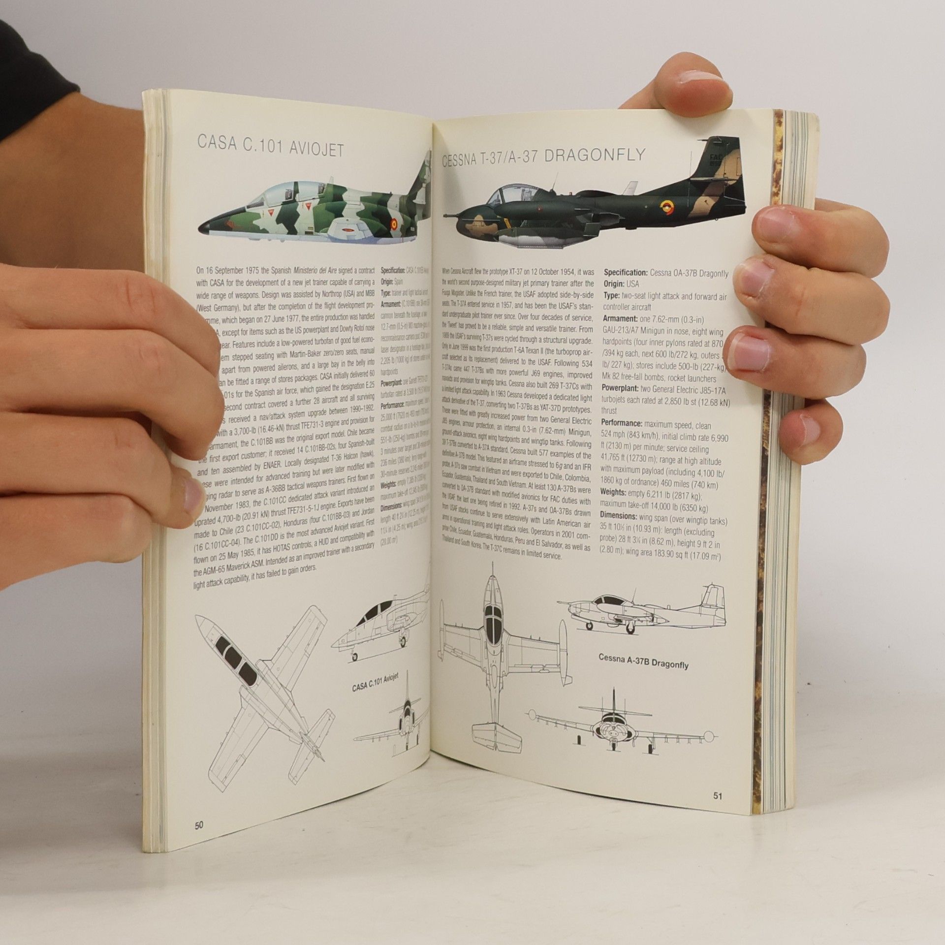 David Donald The Pocket Guide to Military Aircraft and the World's Airforces