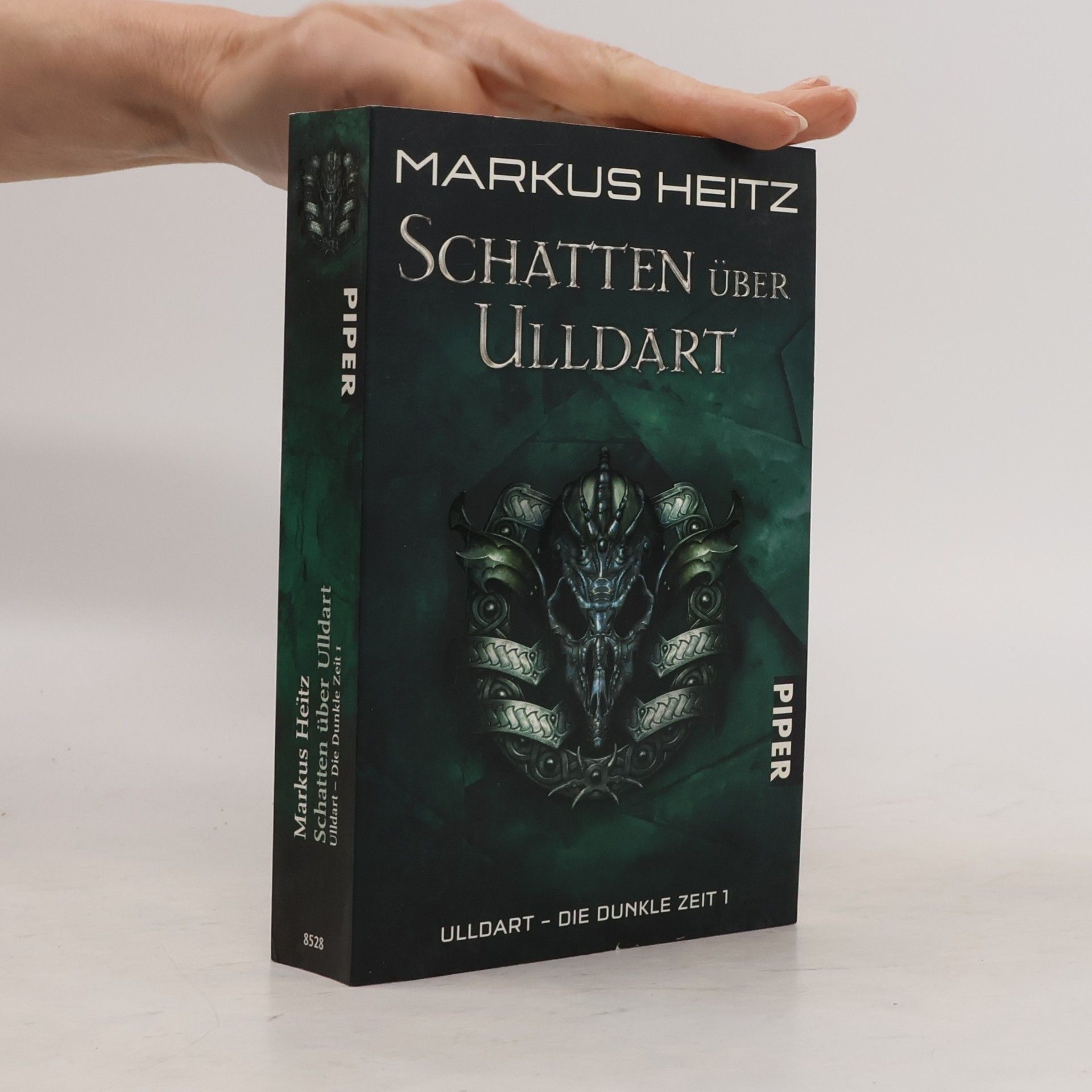 Markus Heitz Schatten über Ulldart. Ulldart - Die dunkle Zeit 1