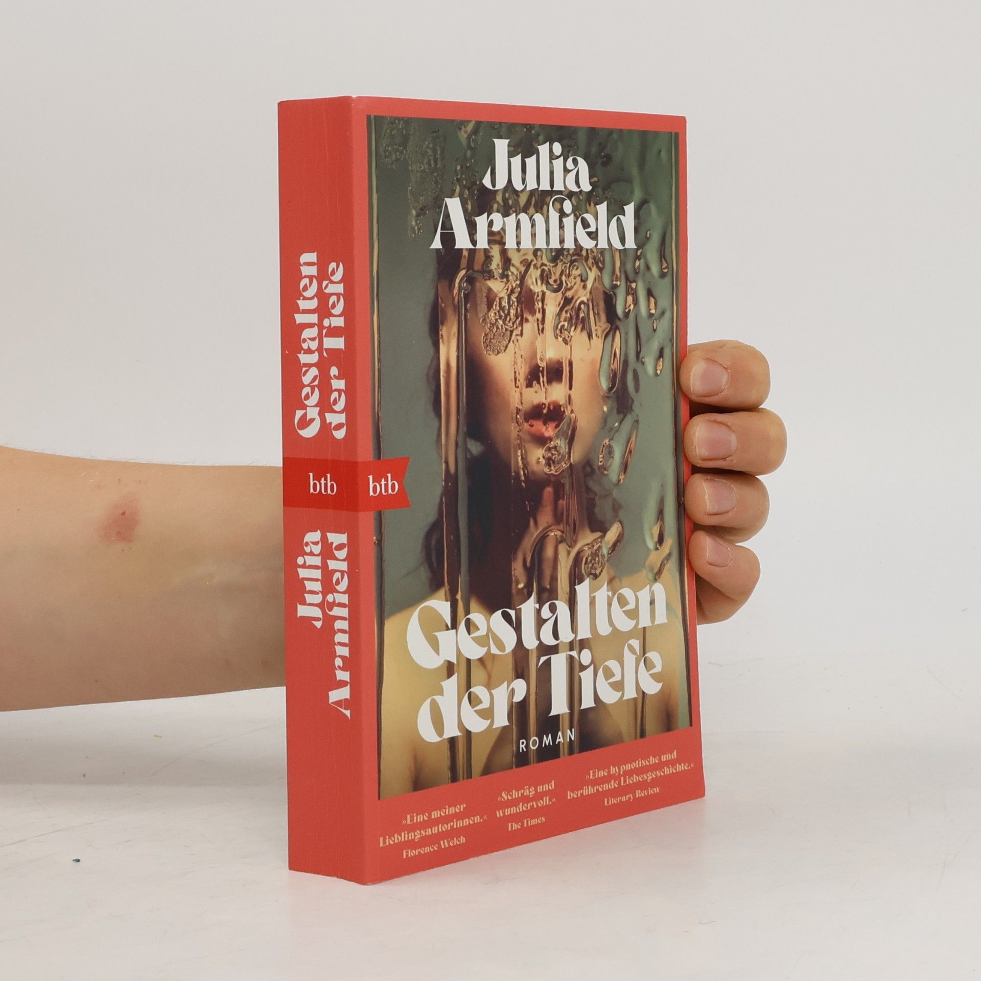 Julia Armfield Gestalten der Tiefe