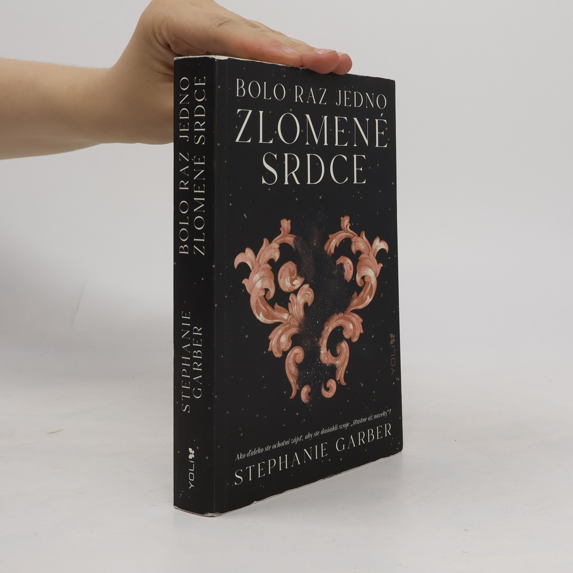 Stephanie Garber Bolo raz jedno zlomené srdce