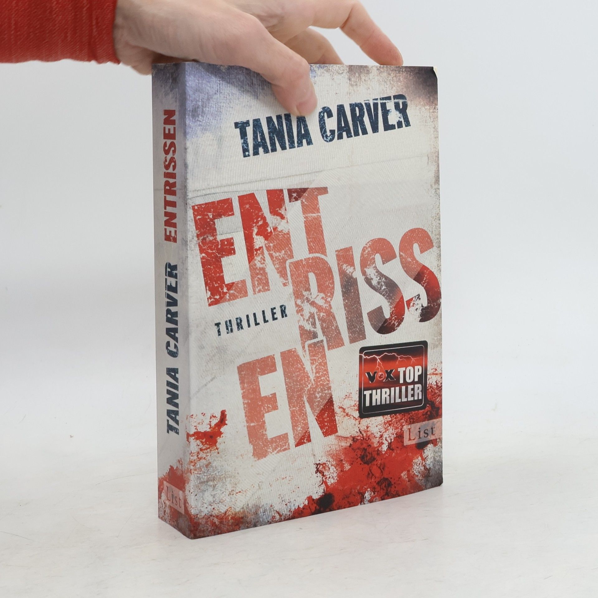 Tania Carver Entrissen