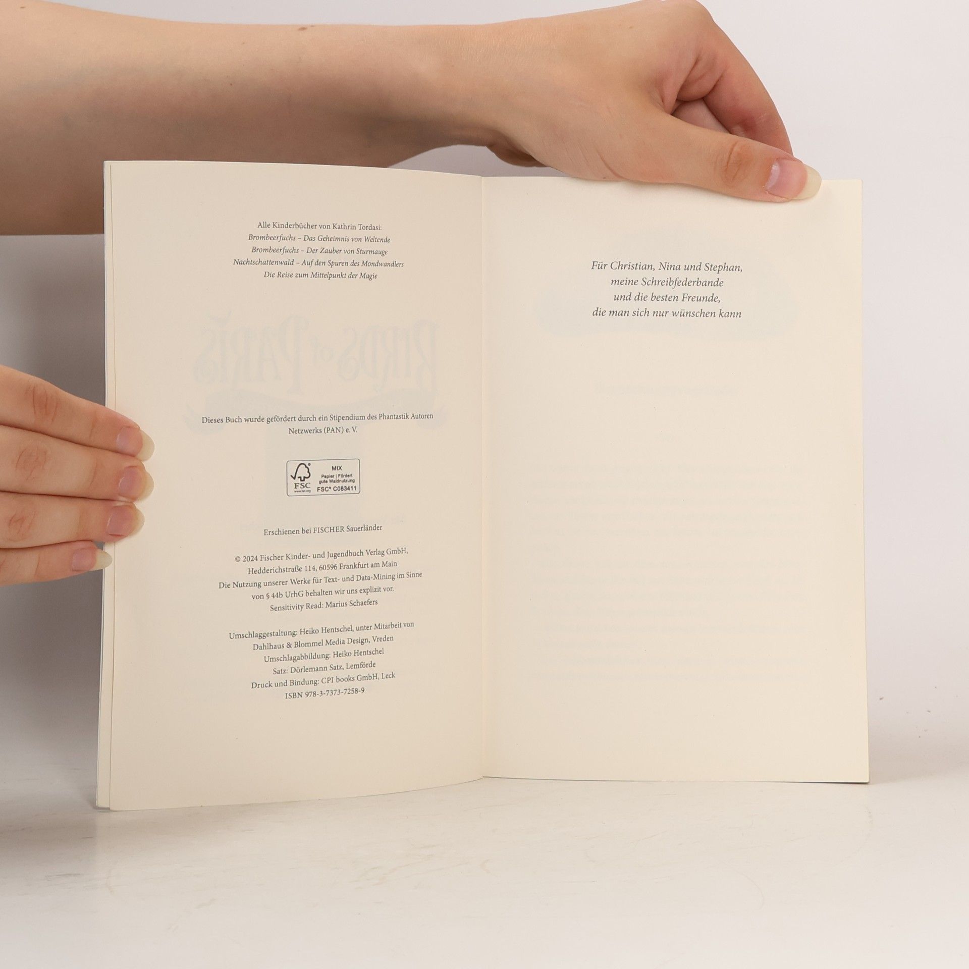 Kathrin Tordasi Birds of Paris – Das magische Pendel. Kinderbuchreihe ab 10 Jahren über Magie, Girl-Power und Freundschaft
