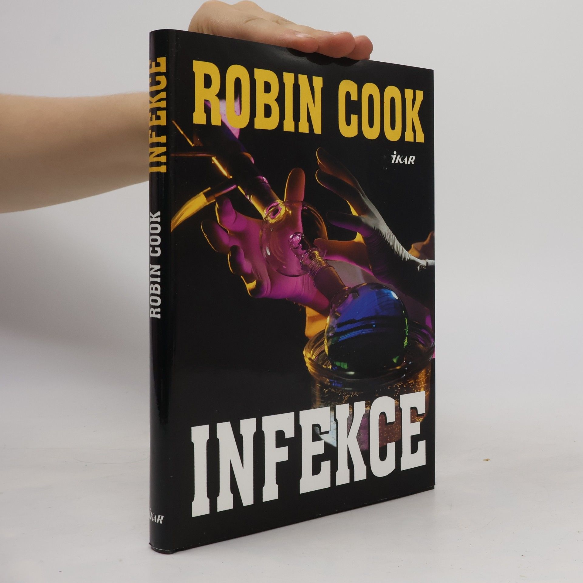 Robin Cook Infekce