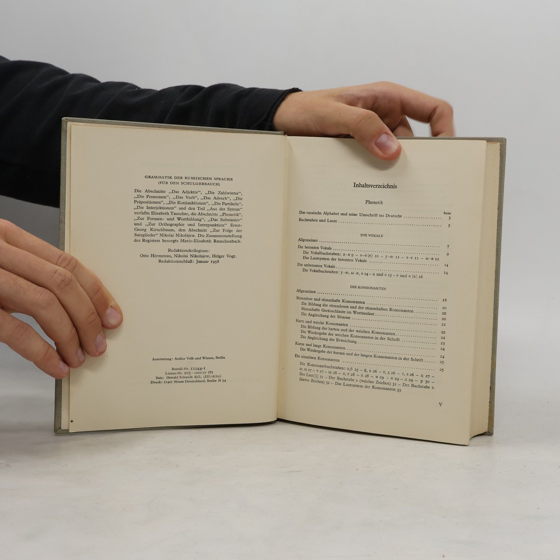 Kolektiv autorů Grammatik der russischen Sprache