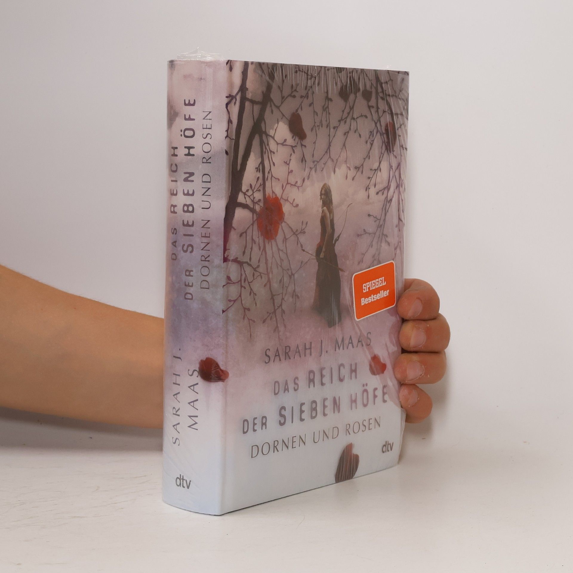 Sarah J. Maas Das Reich der sieben Hofe. Dornen und Rosen