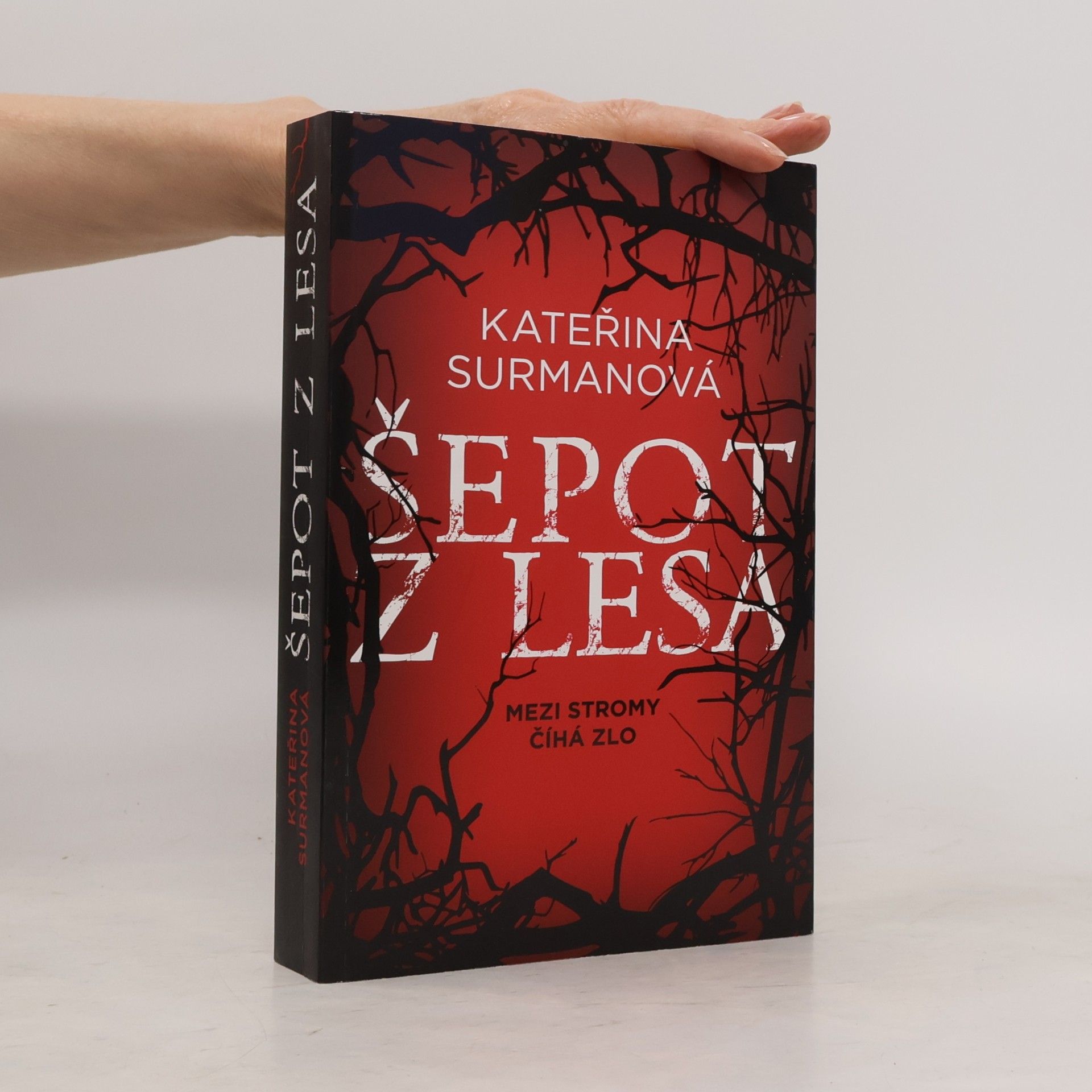 Kateřina Surmanová Šepot z lesa