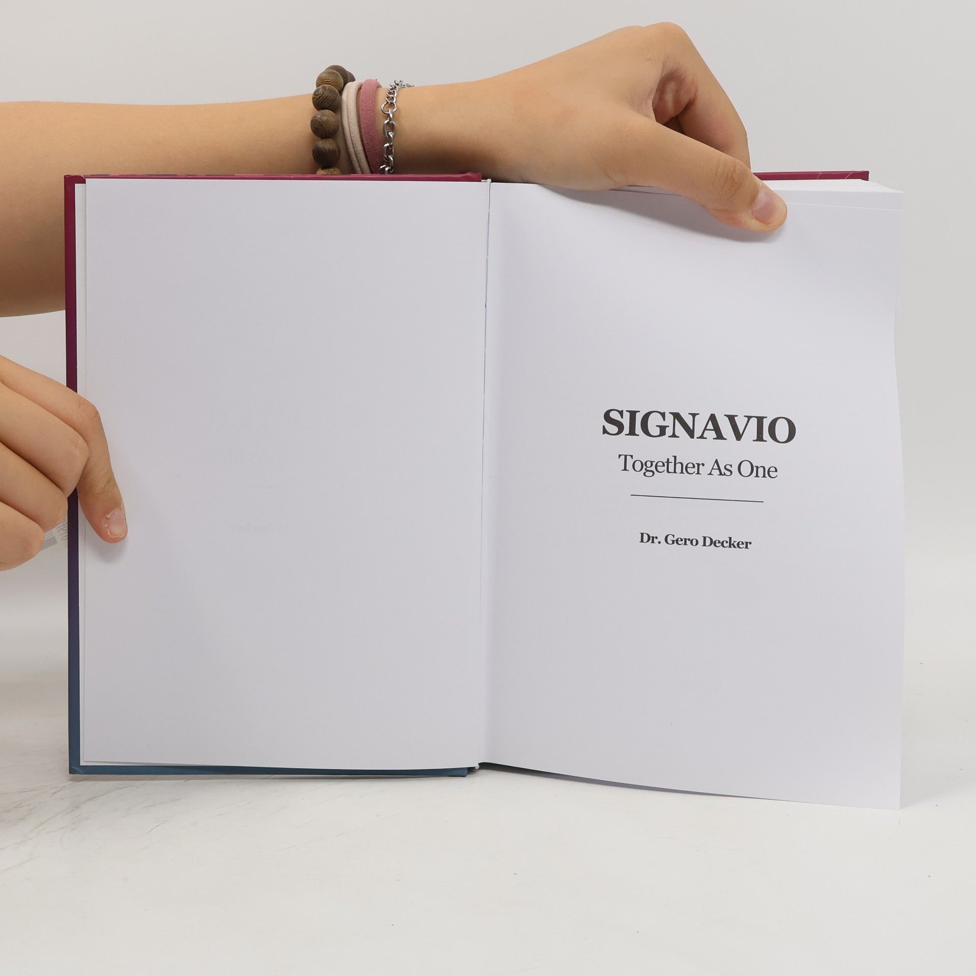 Gero F. Decker Signavio: Together As One