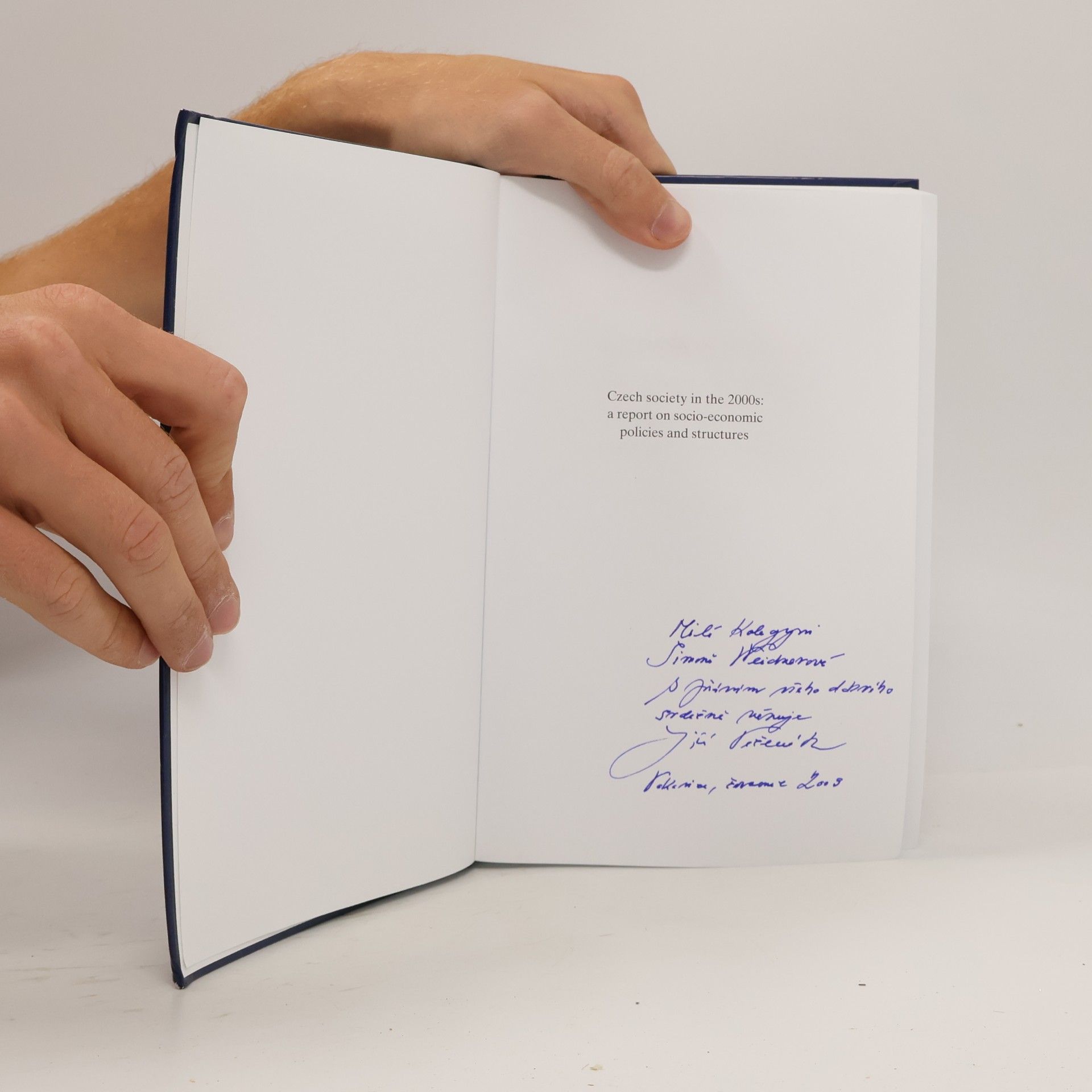 Jiří Večerník Czech society in the 2000s: A report on socio-economic policies and structures