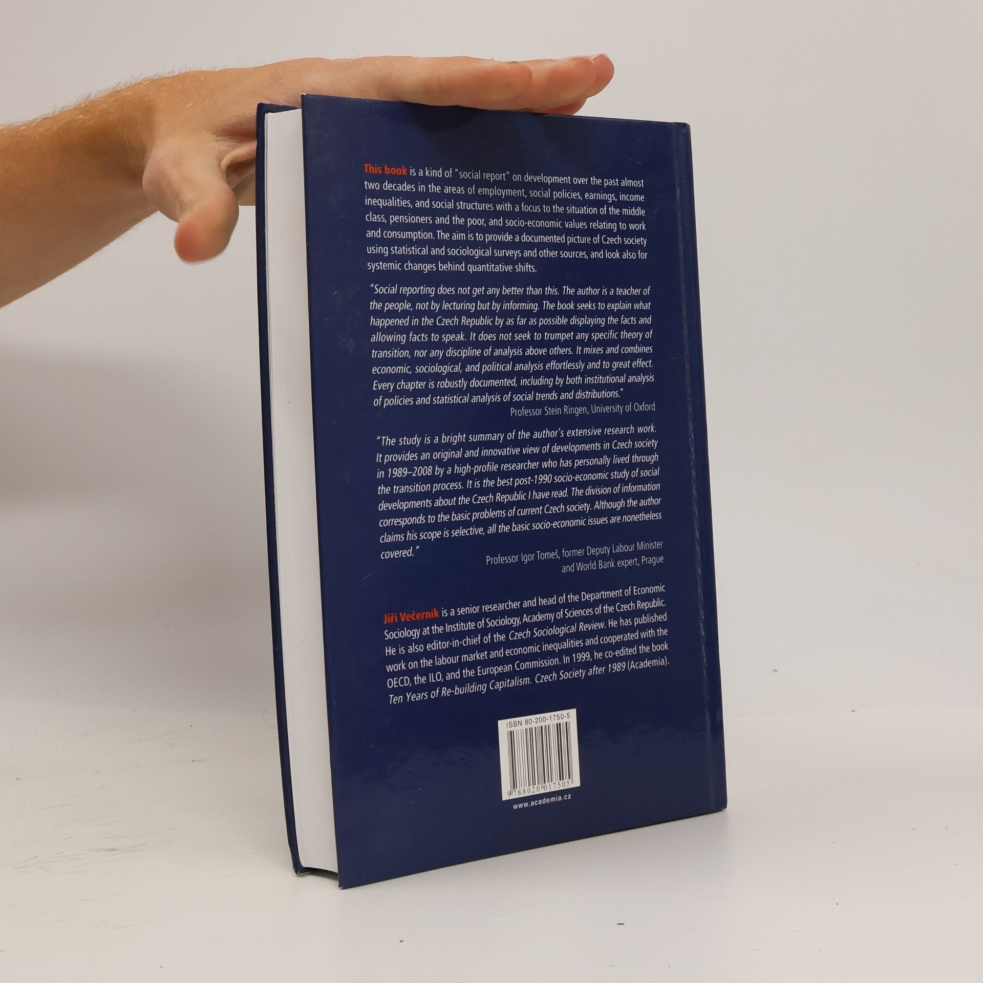 Jiří Večerník Czech society in the 2000s: A report on socio-economic policies and structures