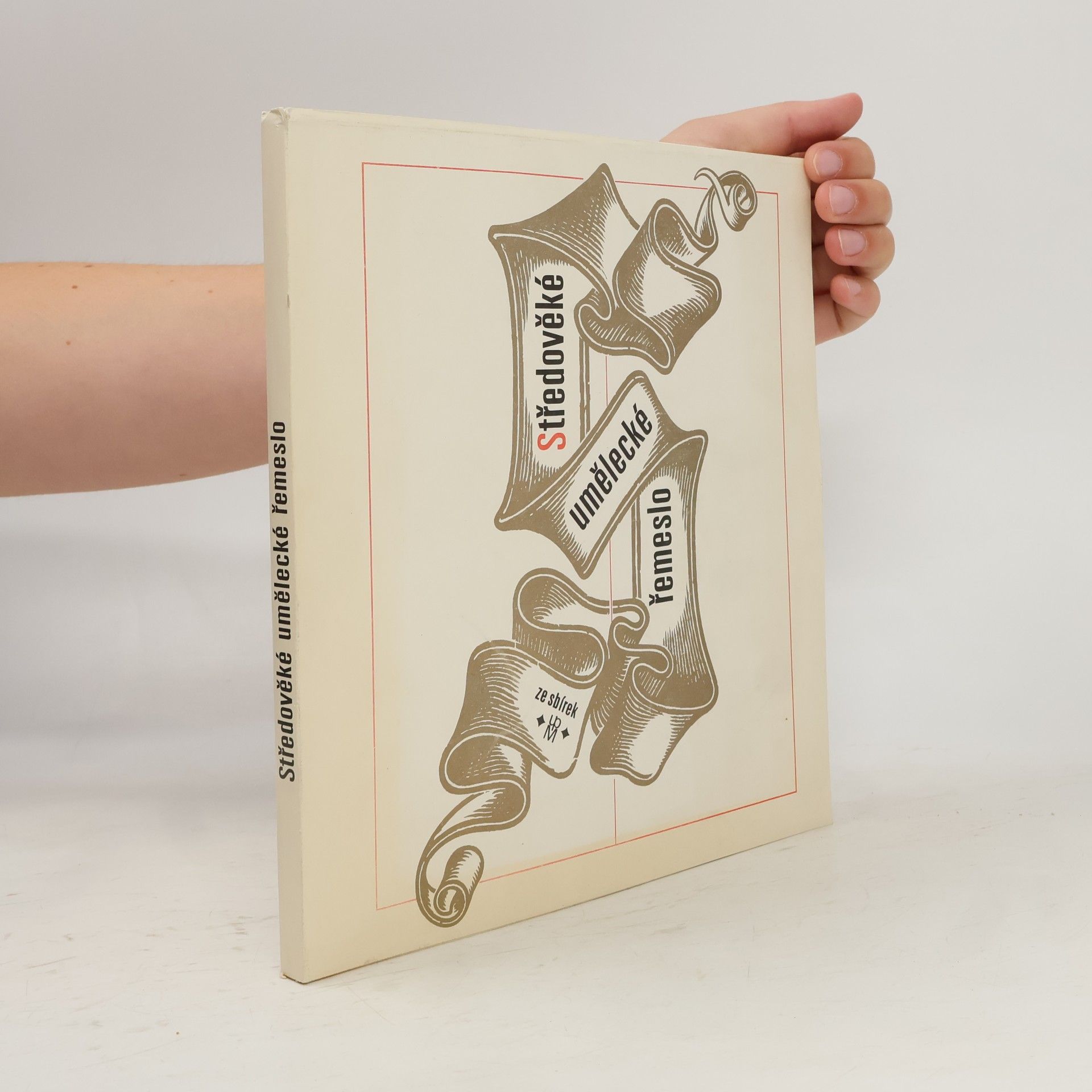 Autores varios Středověké umělecké řemeslo