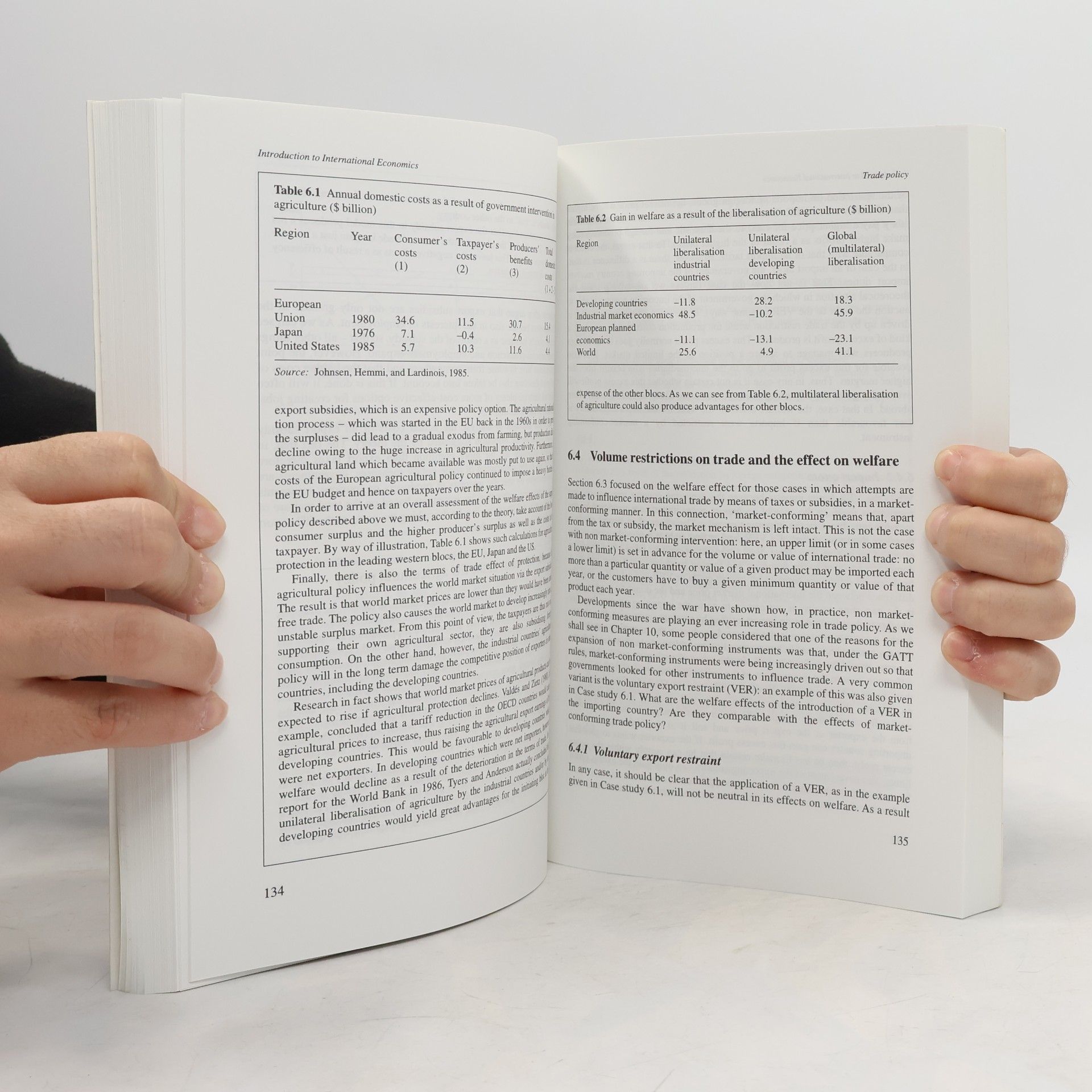 Catrinus G. Jepma Introduction to International Economics