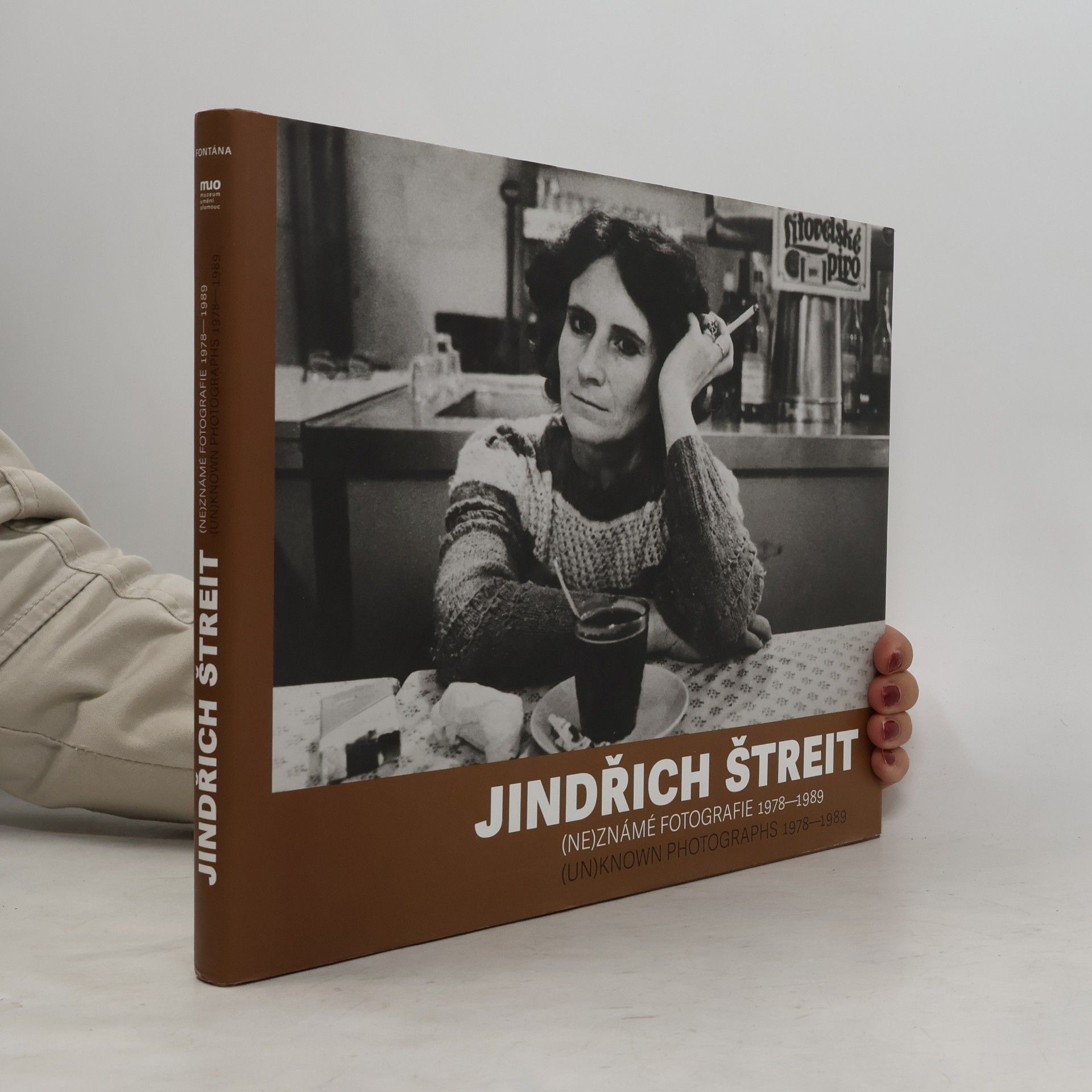 Jindřich Štreit Jindřich Štreit (ne)známé fotografie 1978-1989. (Un)known Photographs 1978-1989