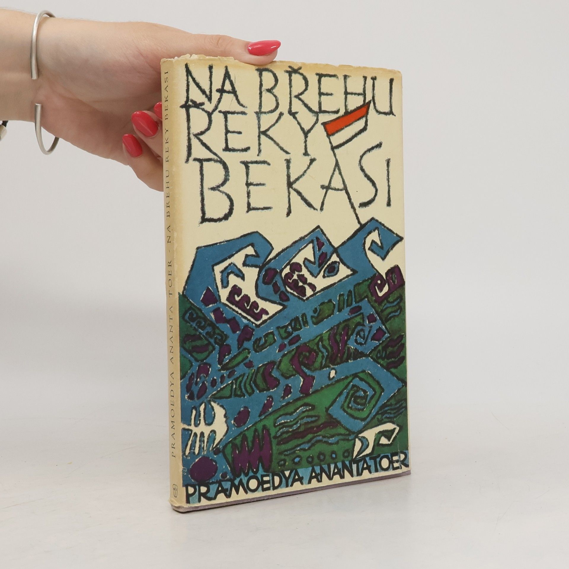 Na břehu řeky Bekasi
