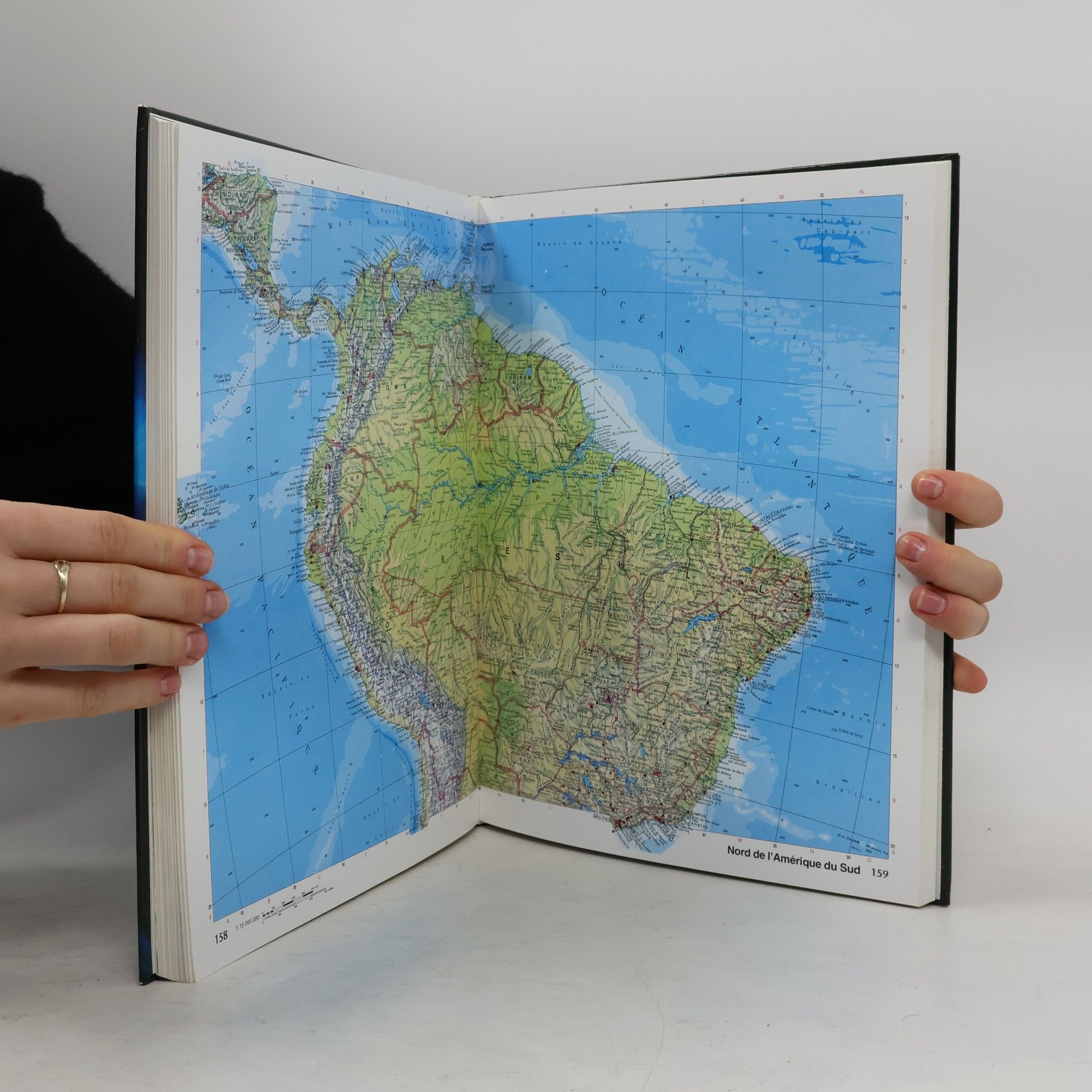 Atlas mondial illustré