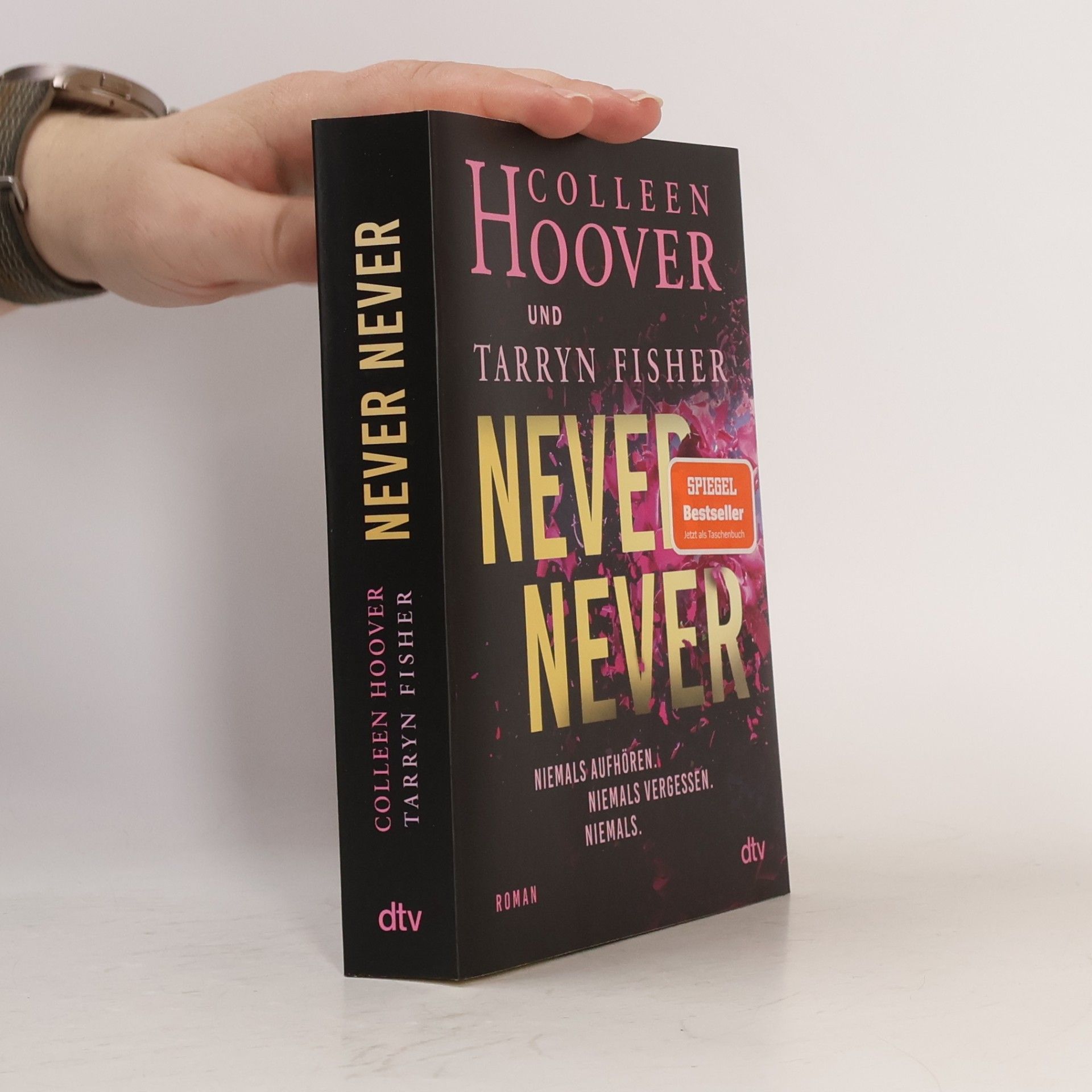 Tarryn Fisher Never Never