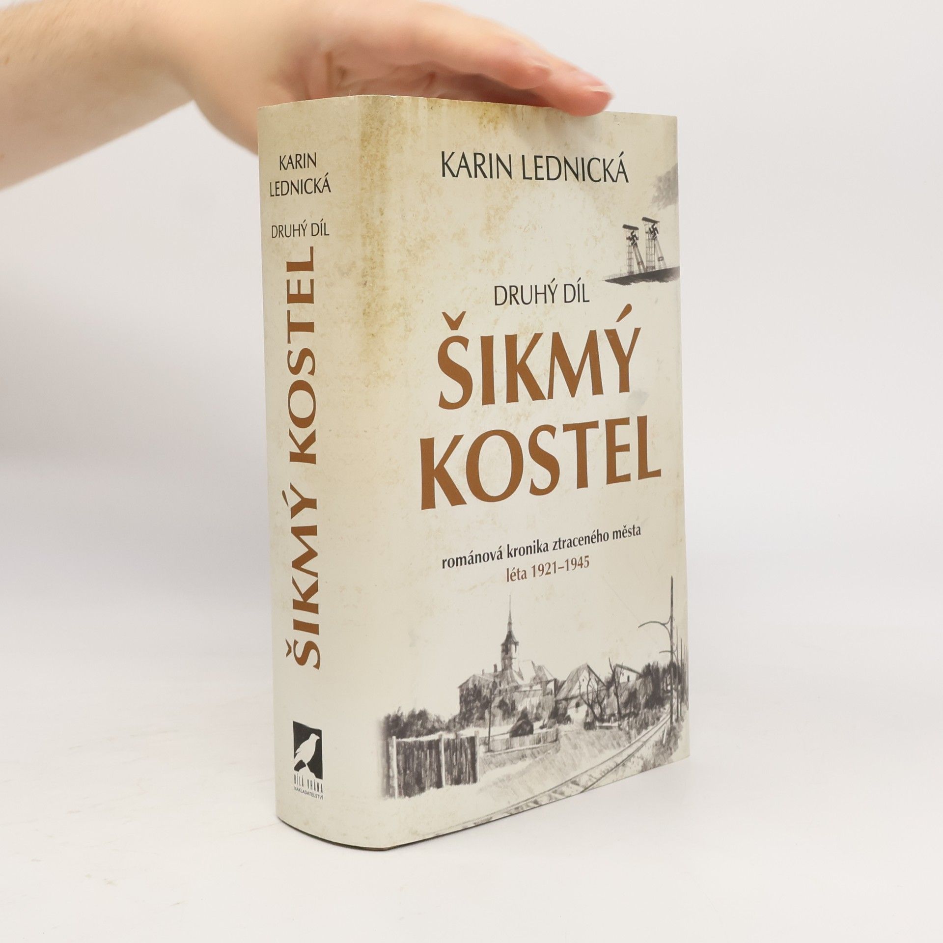 Karin Lednická Šikmý kostel 2