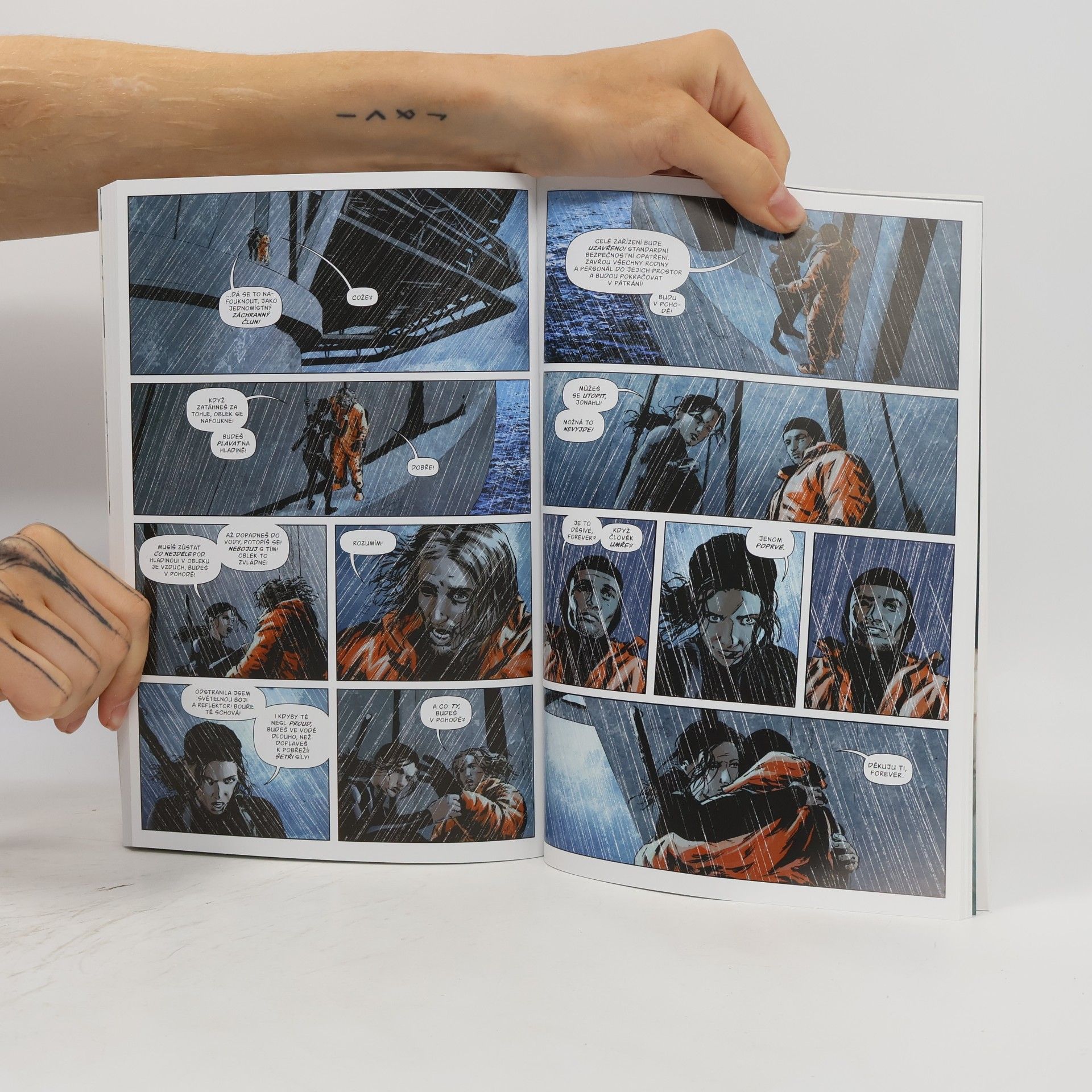 Greg Rucka Lazarus 3 - Konkláve
