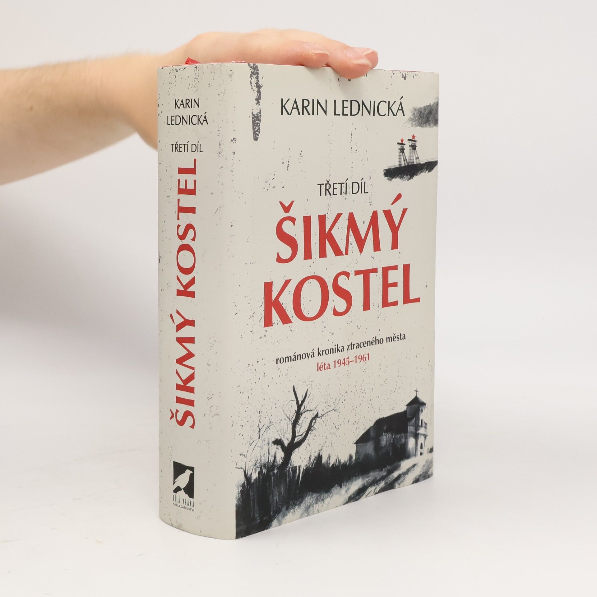 Karin Lednická Šikmý kostel 3