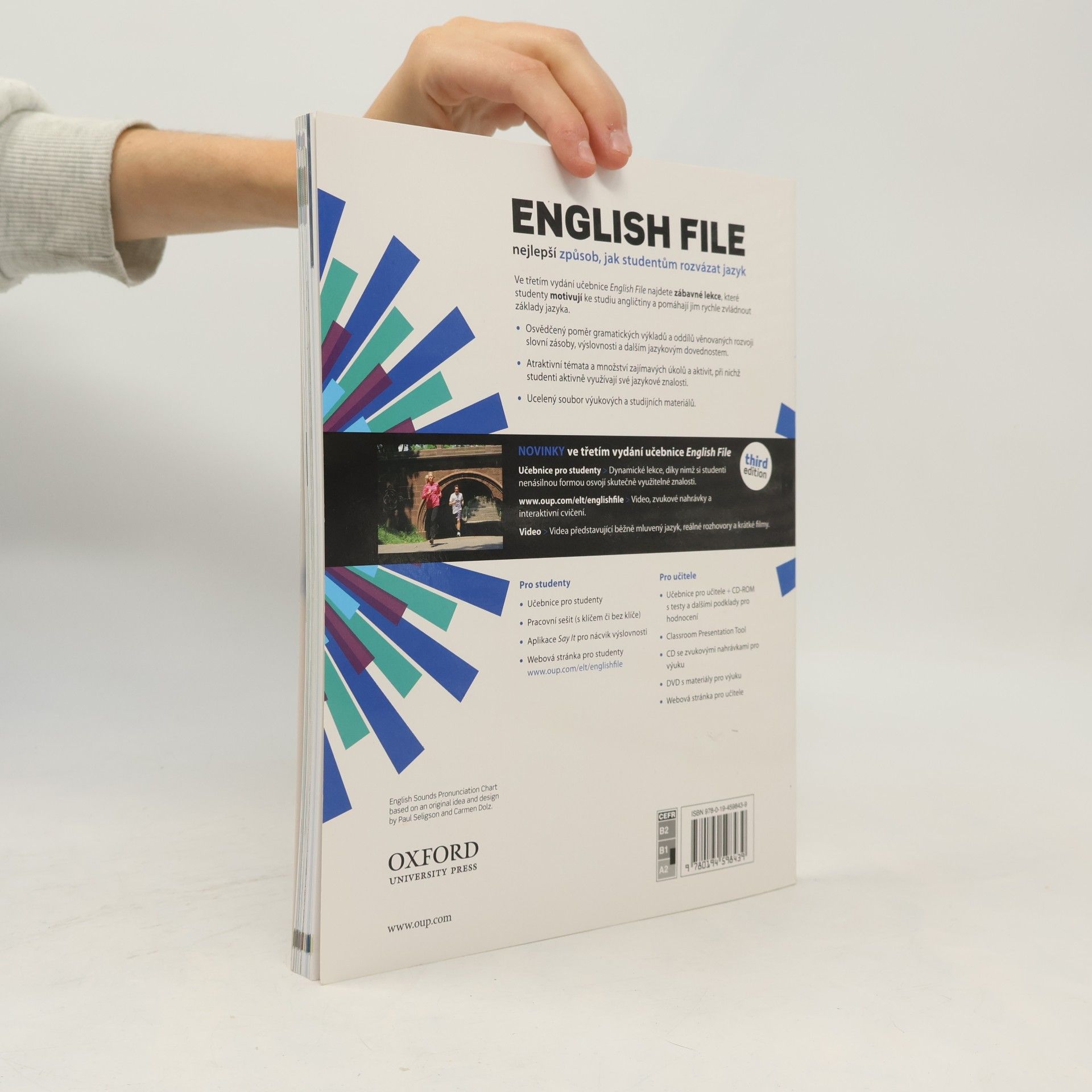 Christina Latham-Koenig English file. Pre-intermediate. Student's book