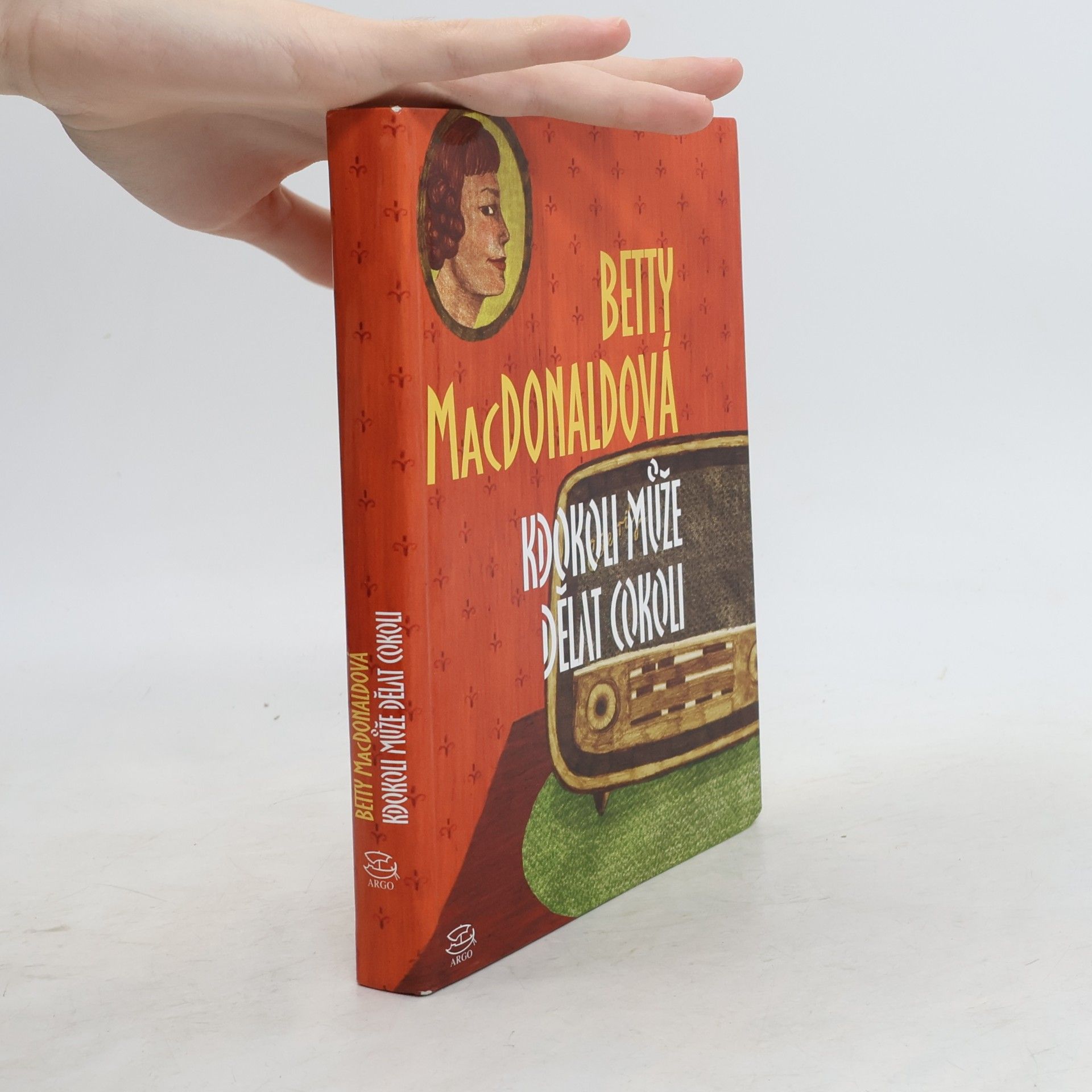 Betty MacDonald Kdokoli může dělat cokoli