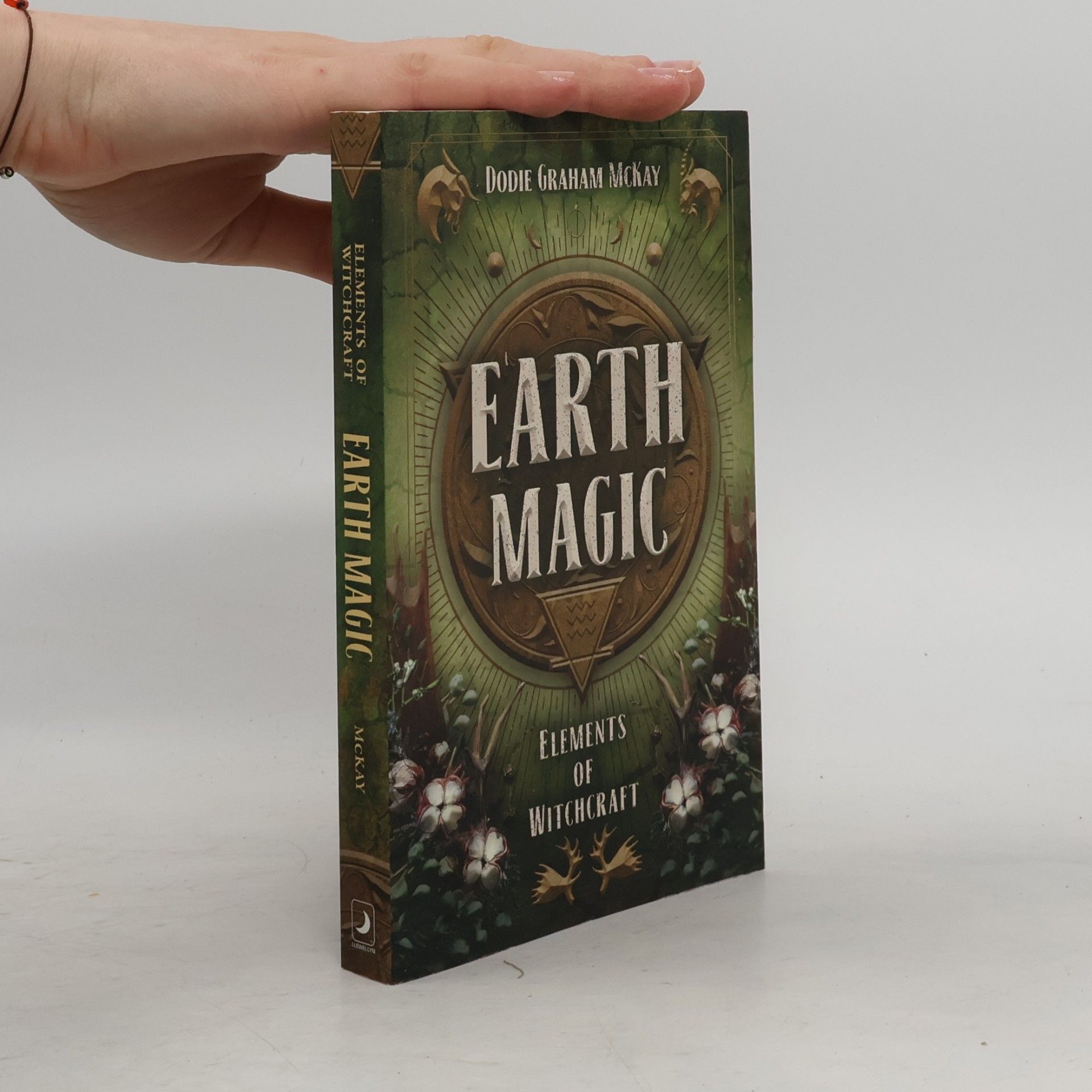 Dodie Graham McKay Elements of Witchcraft - 4: Earth Magic